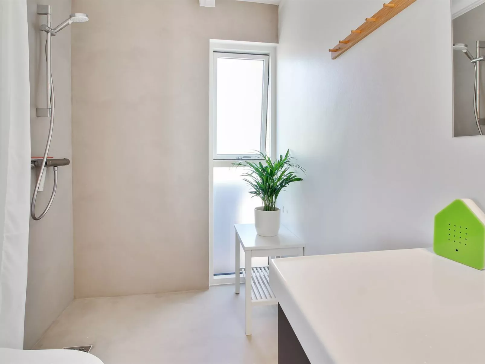 "Hoat" - 300m from the sea-Binnen