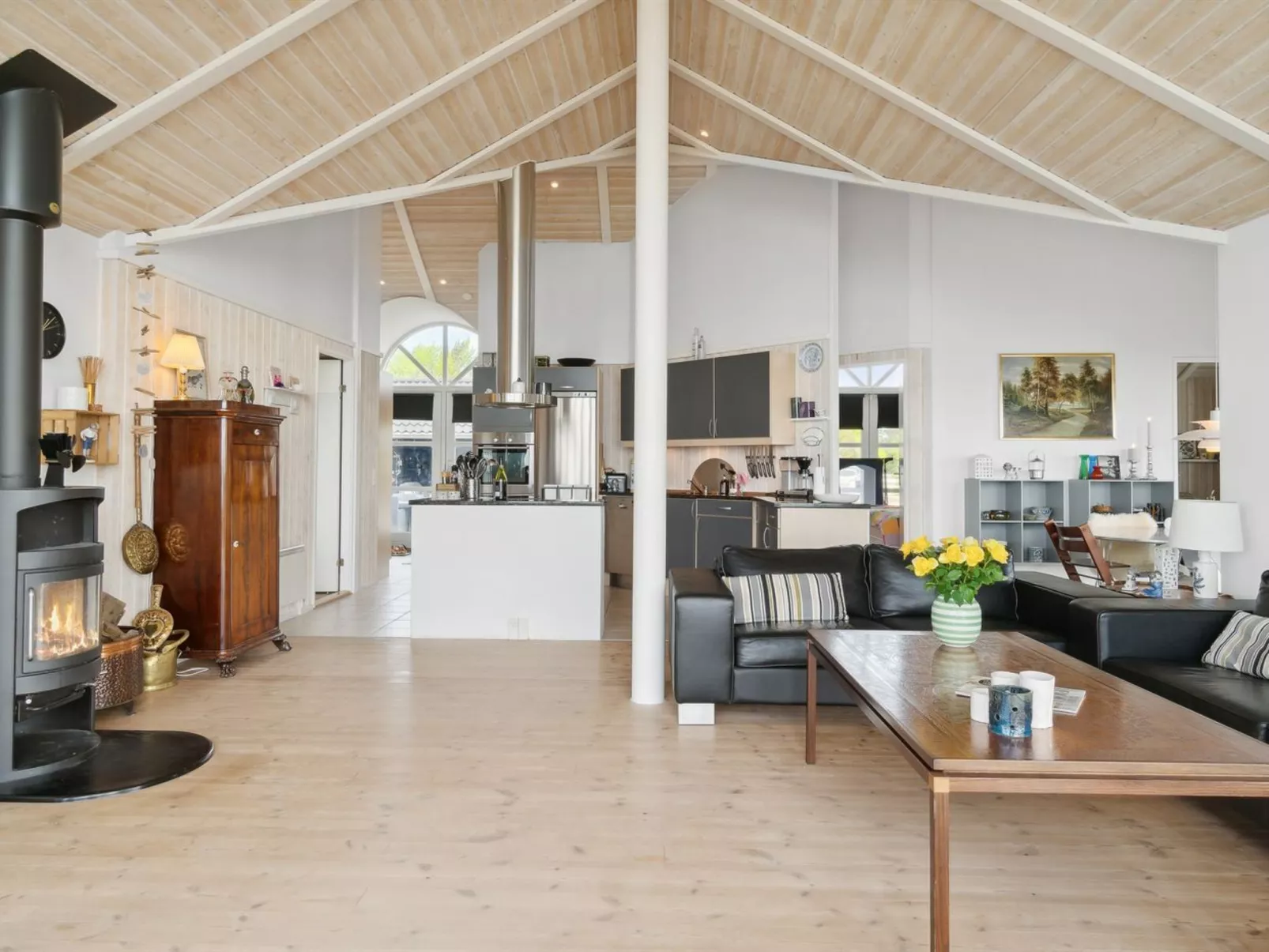 "Elspeth" - 25m from the sea-Binnen