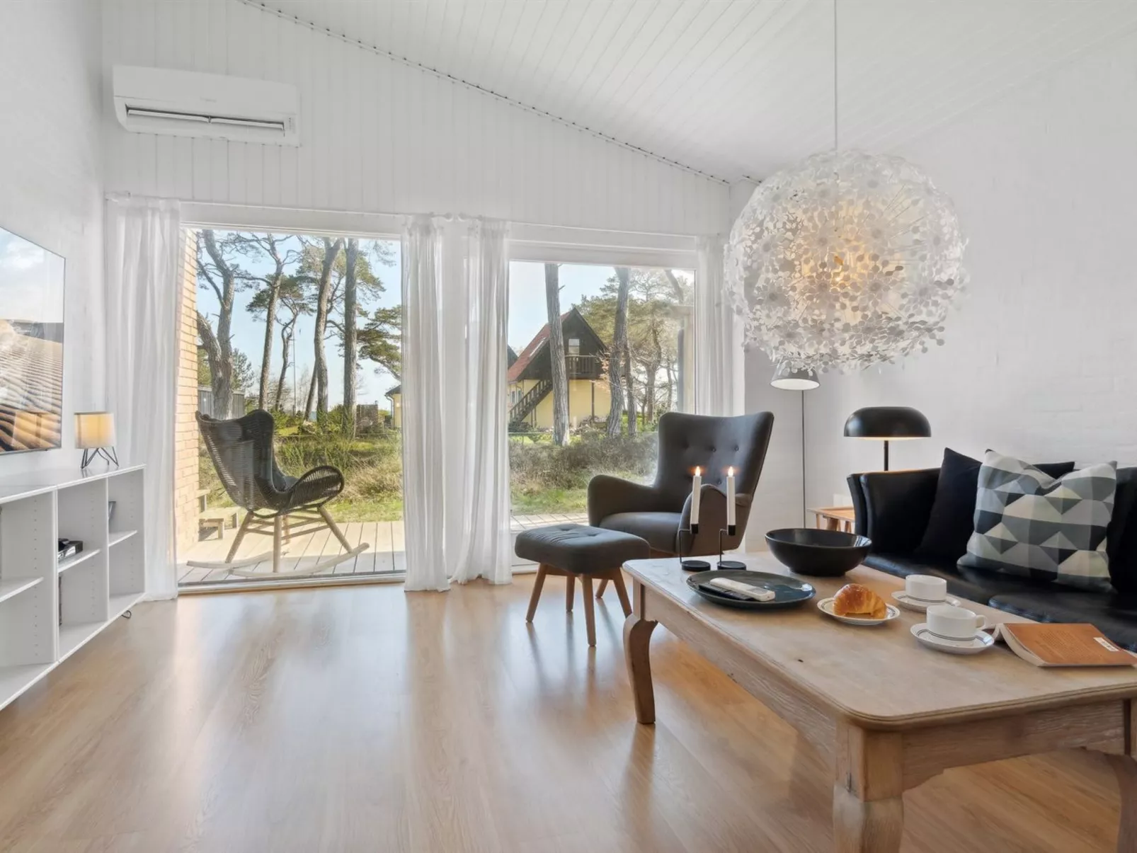 "Frederikka" - 75m from the sea-Binnen