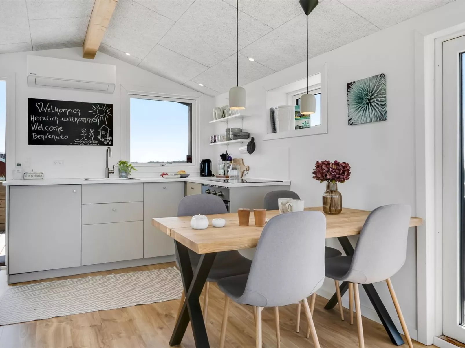 "Fatlinda" - 50m from the sea-Binnen