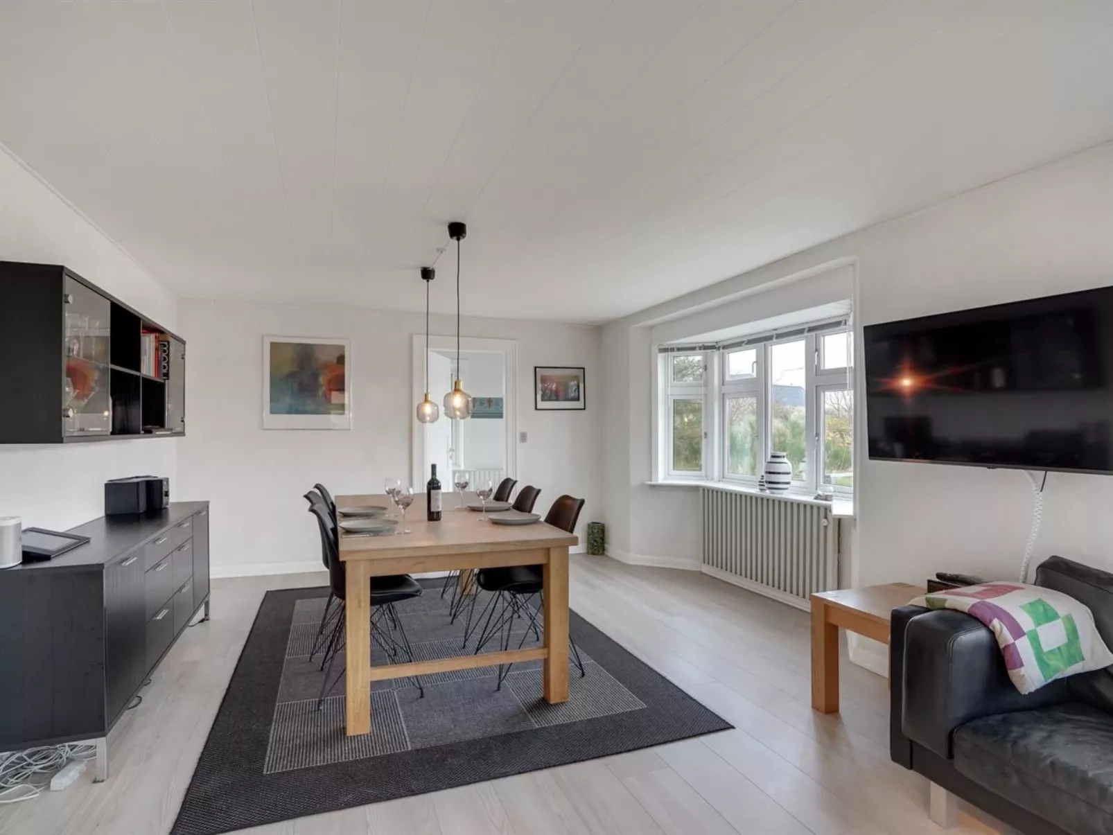 "Thorlak" - 1km from the sea-Binnen