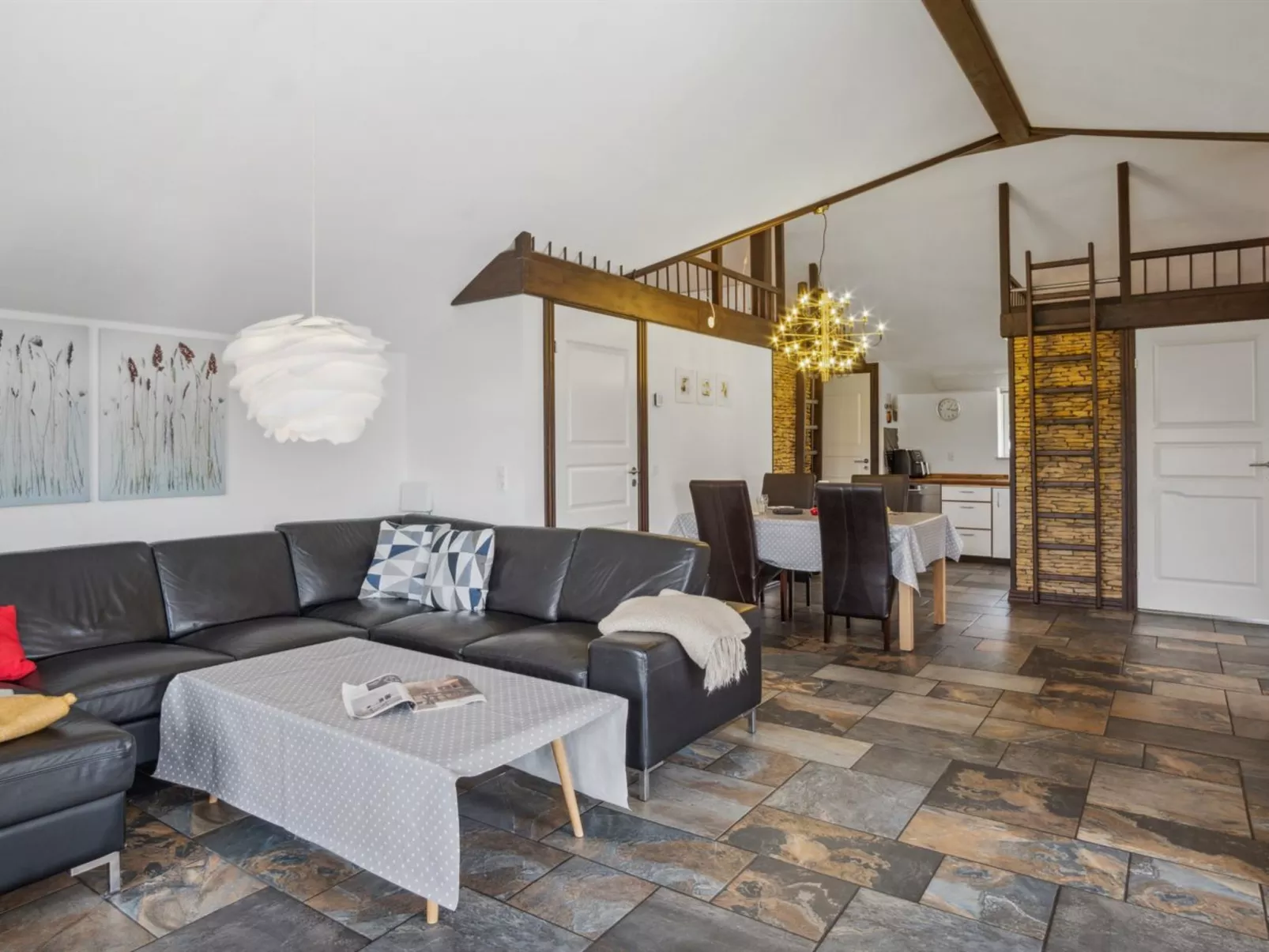 "Sippora" - 29km from the sea-Binnen