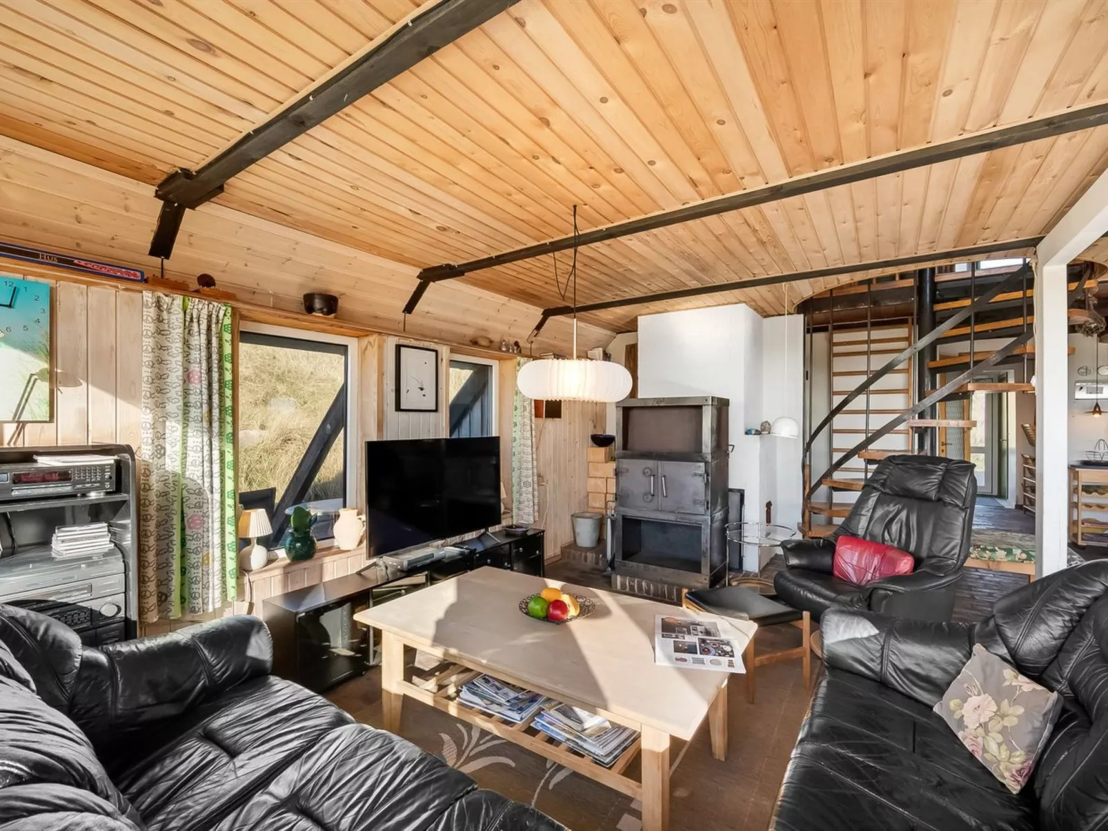 "Kurt" - 75m from the sea-Binnen