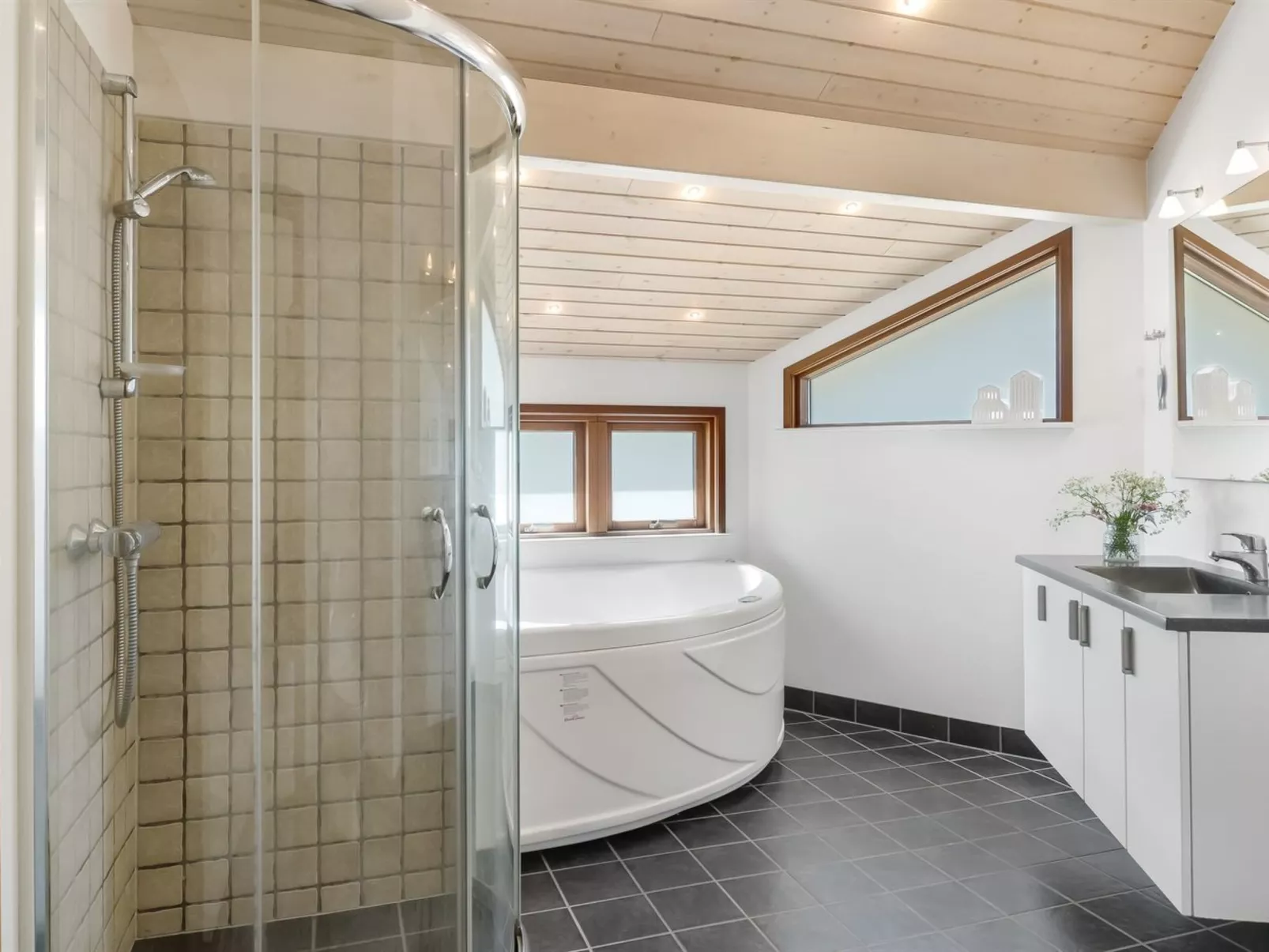 "Everd" - 300m from the sea-Binnen