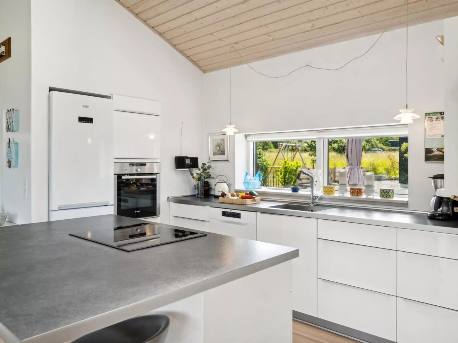 "Tuulikki" - 100m from the sea-Binnen