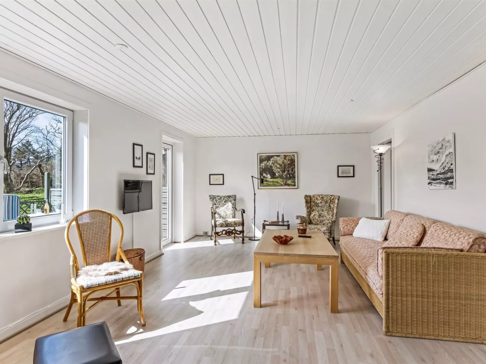 "Kerrin" - 1km from the sea-Binnen