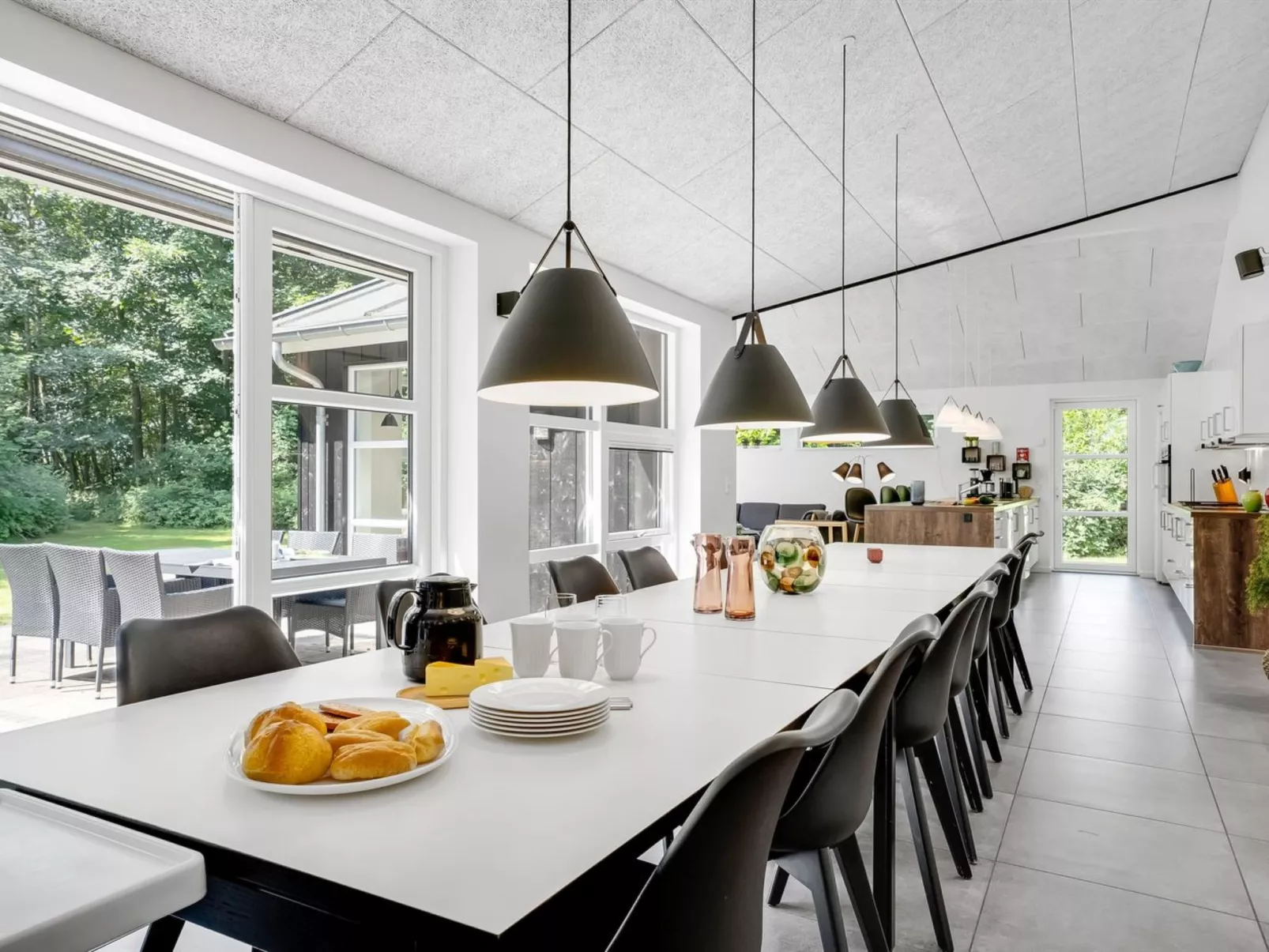 "Patrice" - 300m from the sea-Binnen