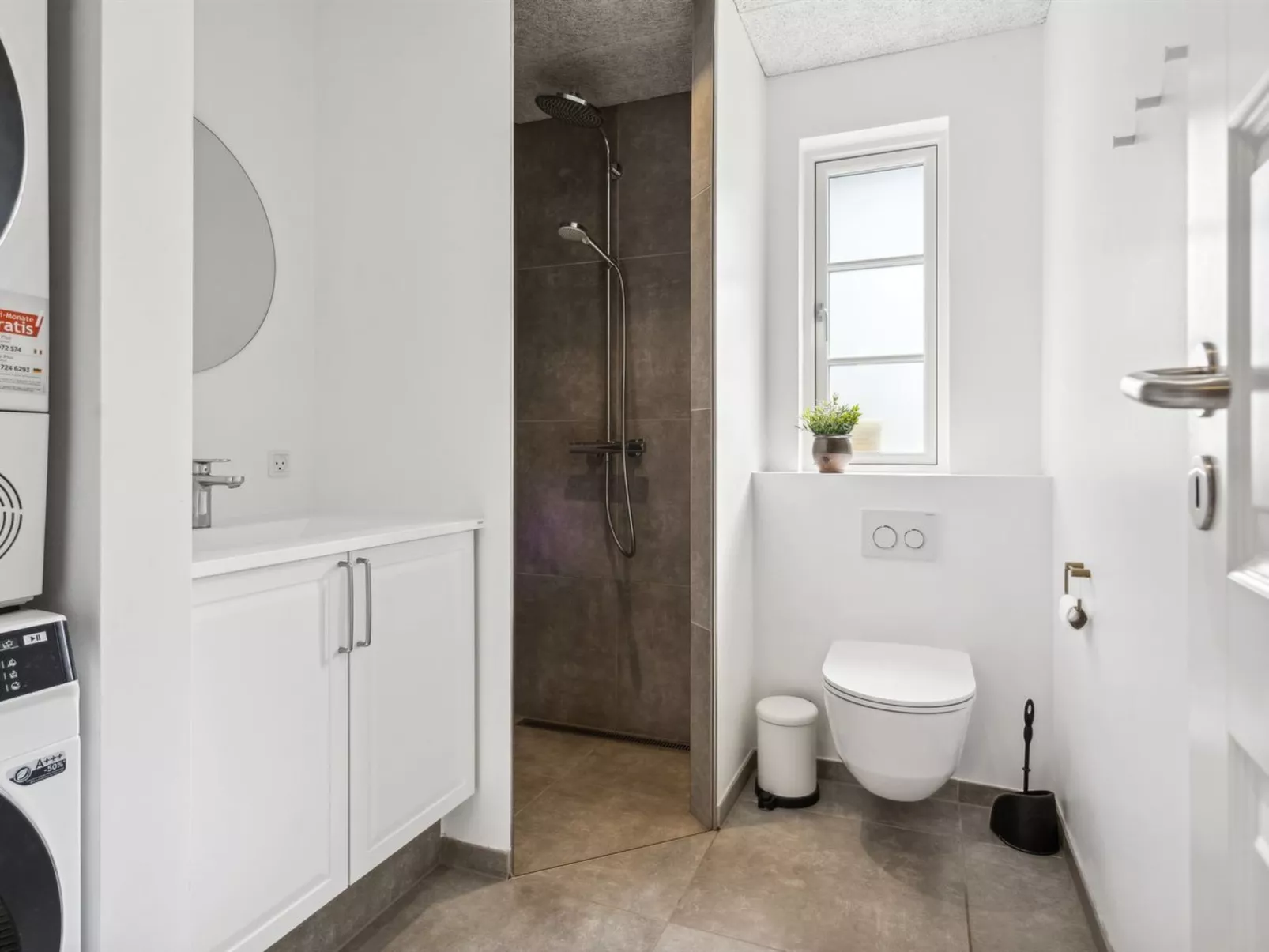 "Jalina" - 200m from the sea-Binnen