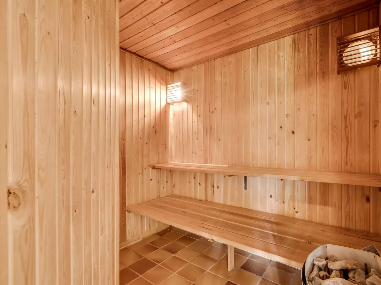 "Aisling" - 700m from the sea-Binnen