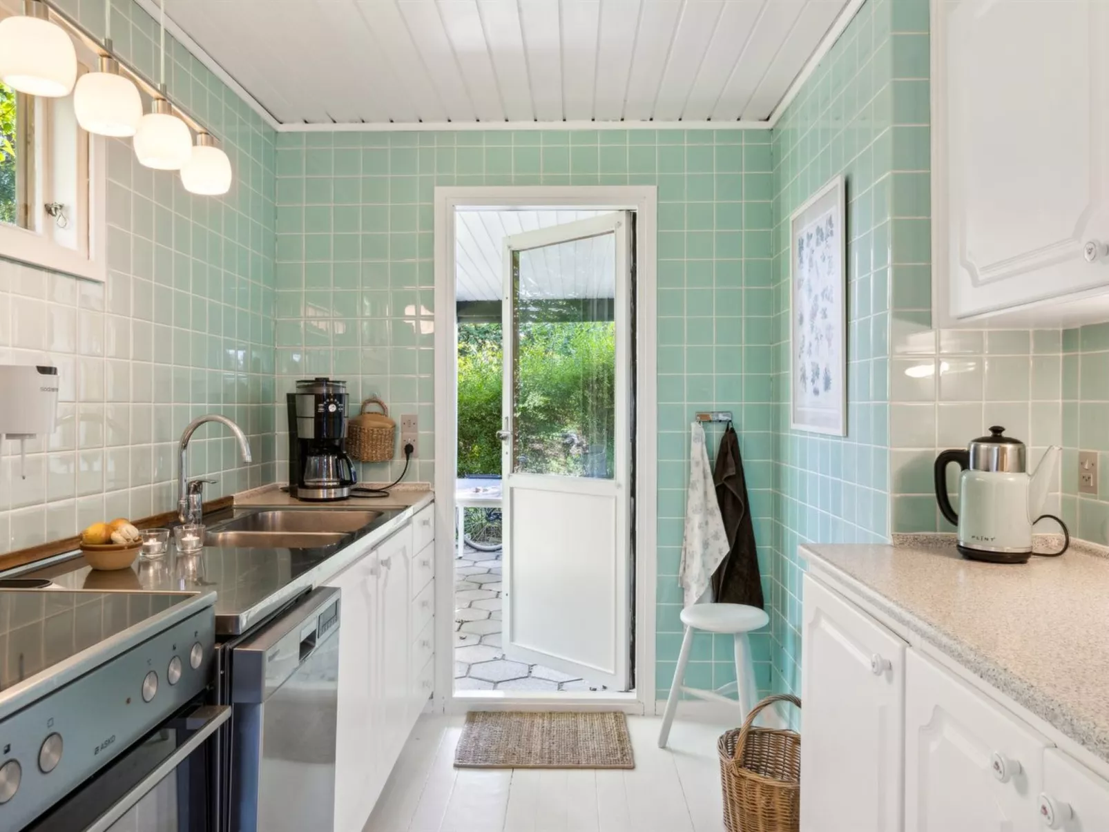 "Awenita" - 250m from the sea-Binnen