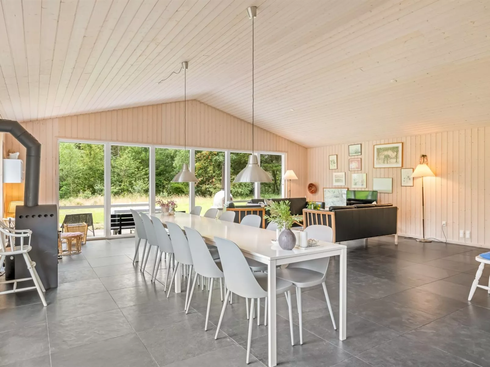 "Trena" - 1.2km to the fjord-Binnen