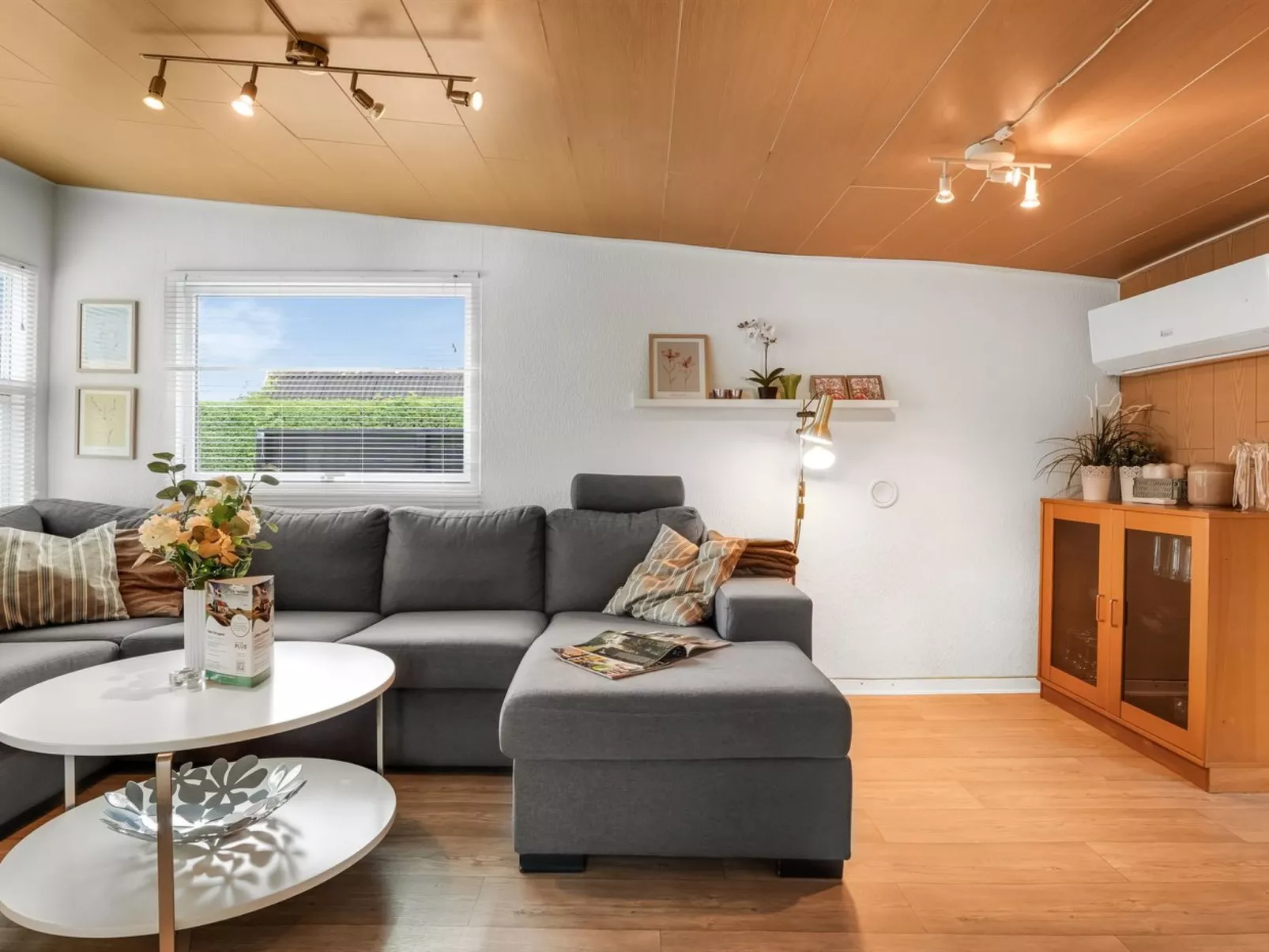 "Manina" - 230m from the sea-Binnen