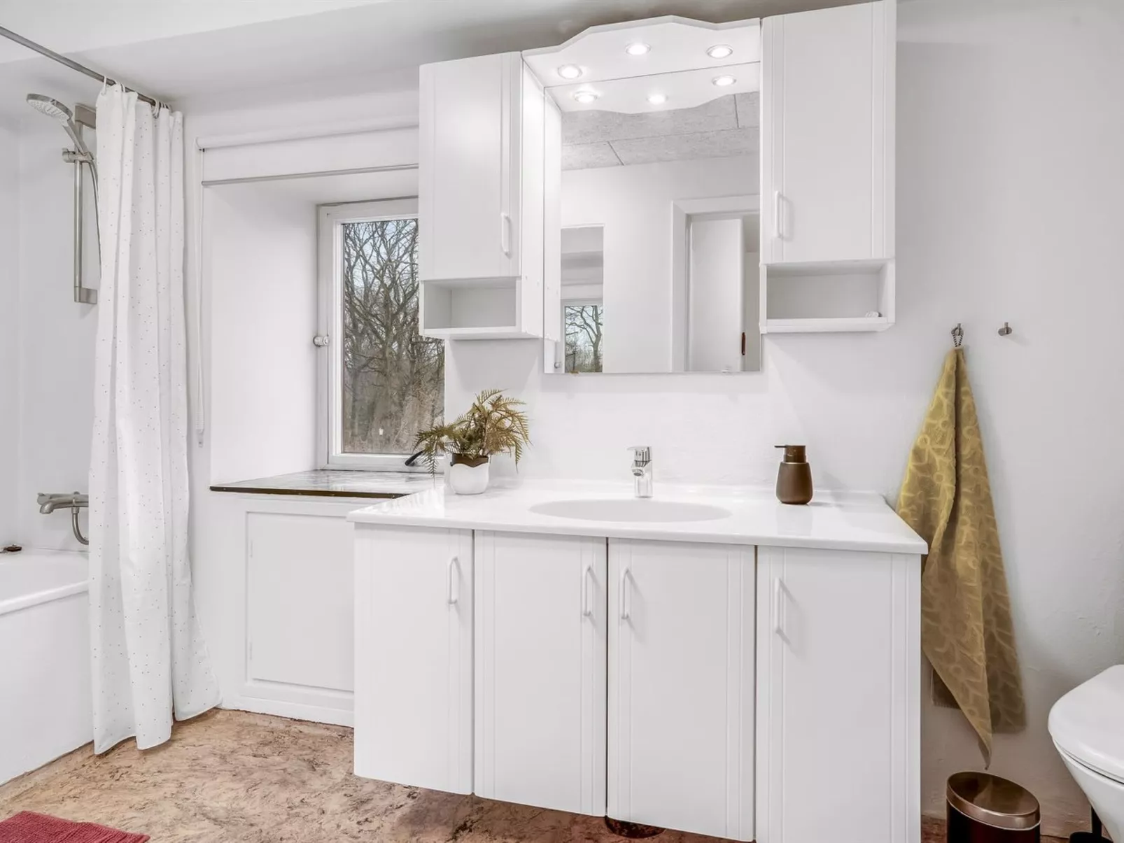 "Eva" - 9km to the fjord-Binnen