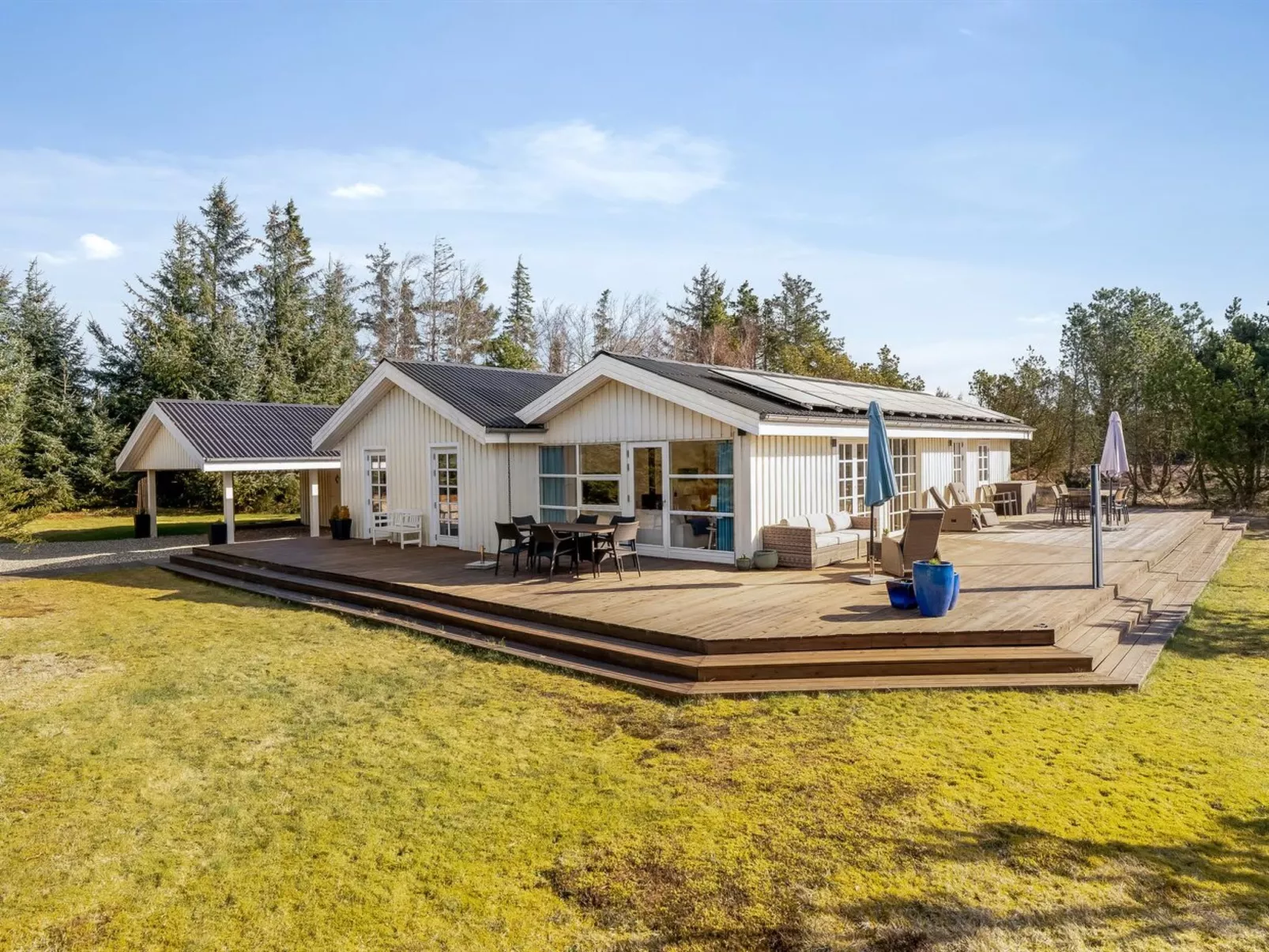 "Toska" - 3km from the sea-Buiten