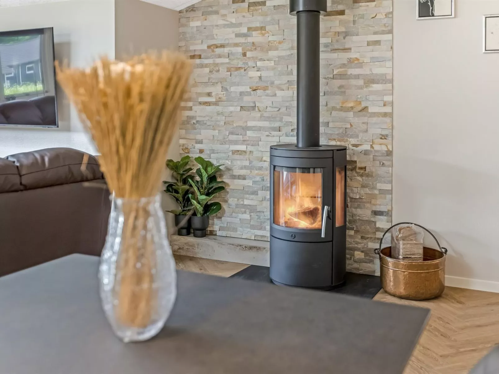 "Alvira" - 30km from the sea-Binnen