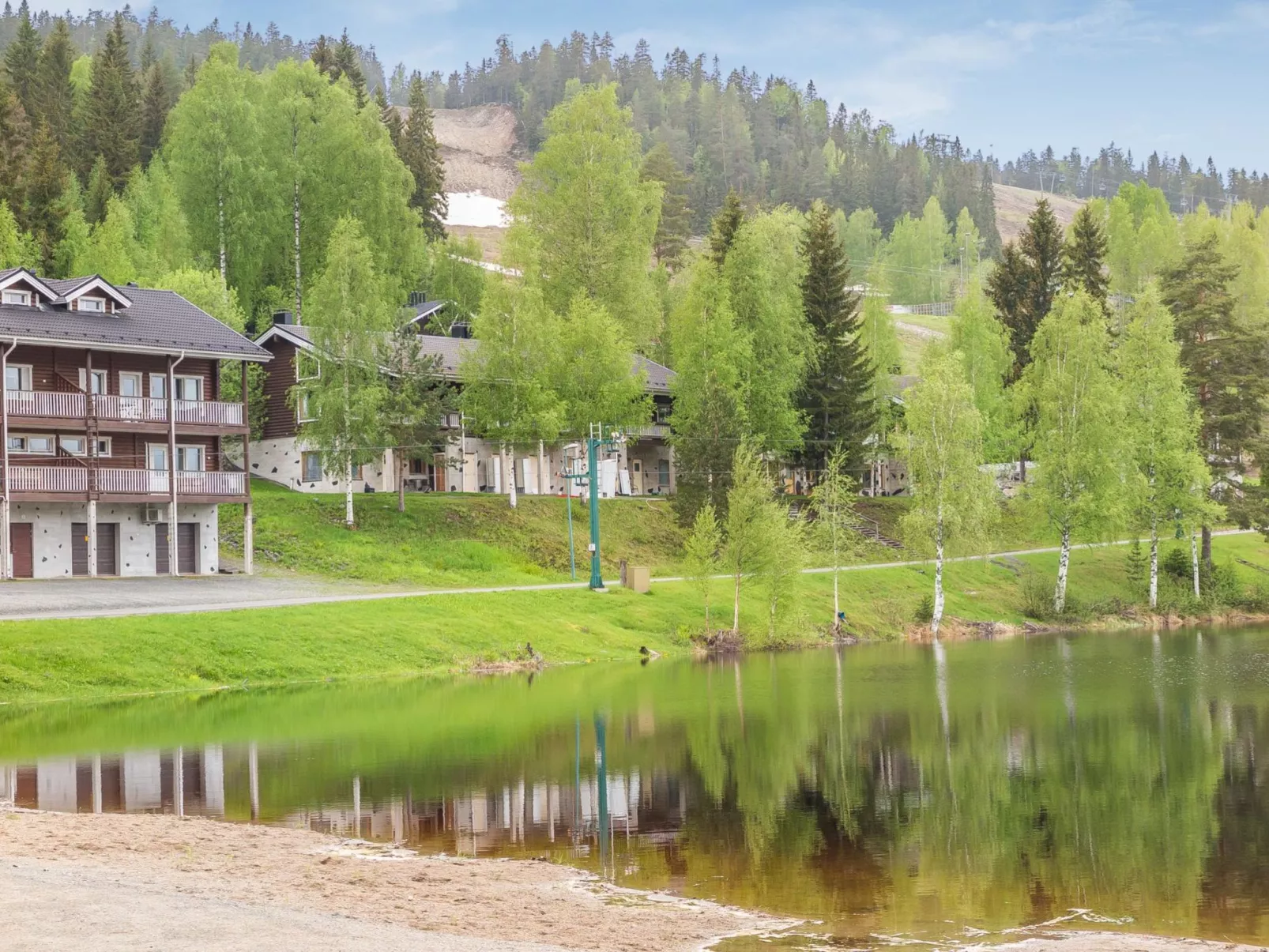 Tahkon rantatupa 7 b-Binnen