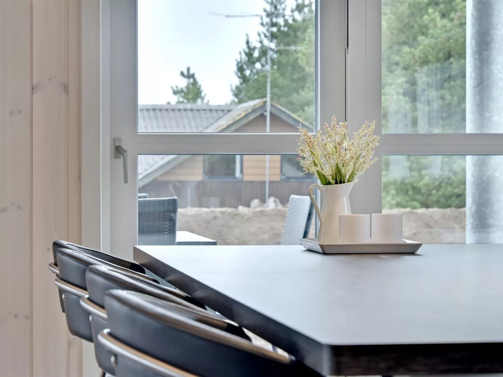 "Hwithoveth" - 1.4km from the sea-Binnen