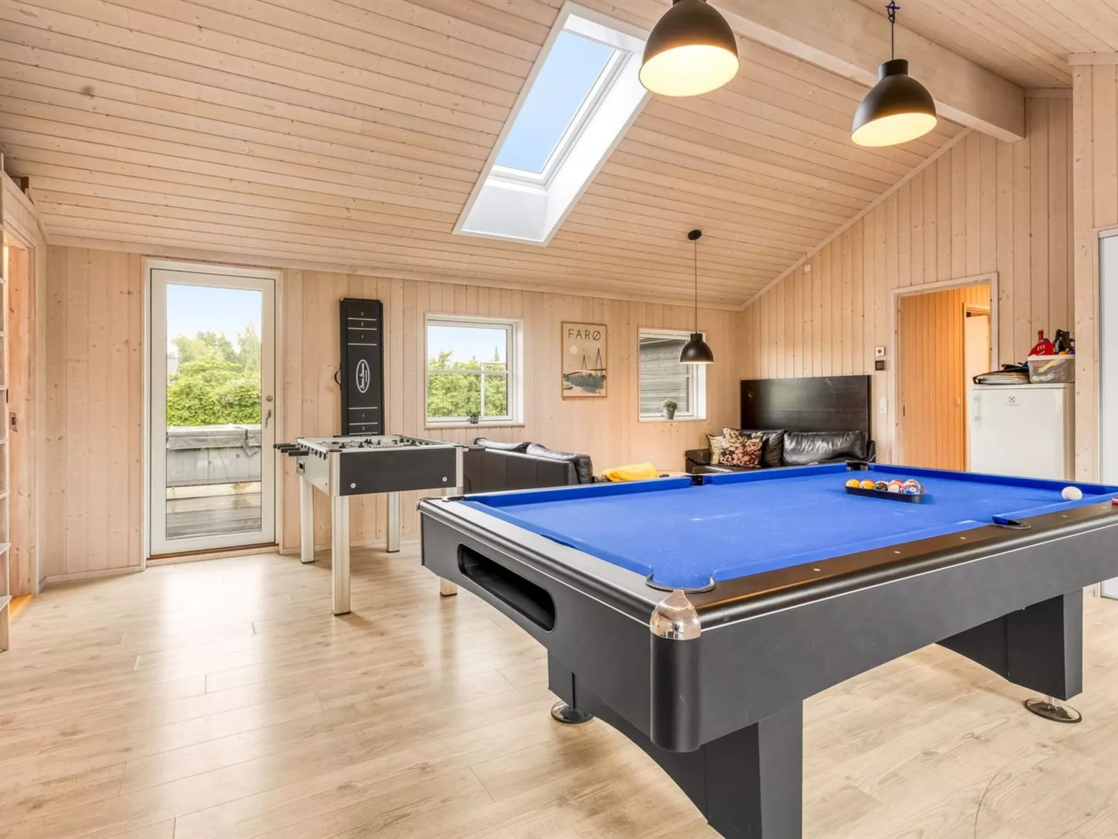 "Bernadine" - 500m from the sea-Binnen