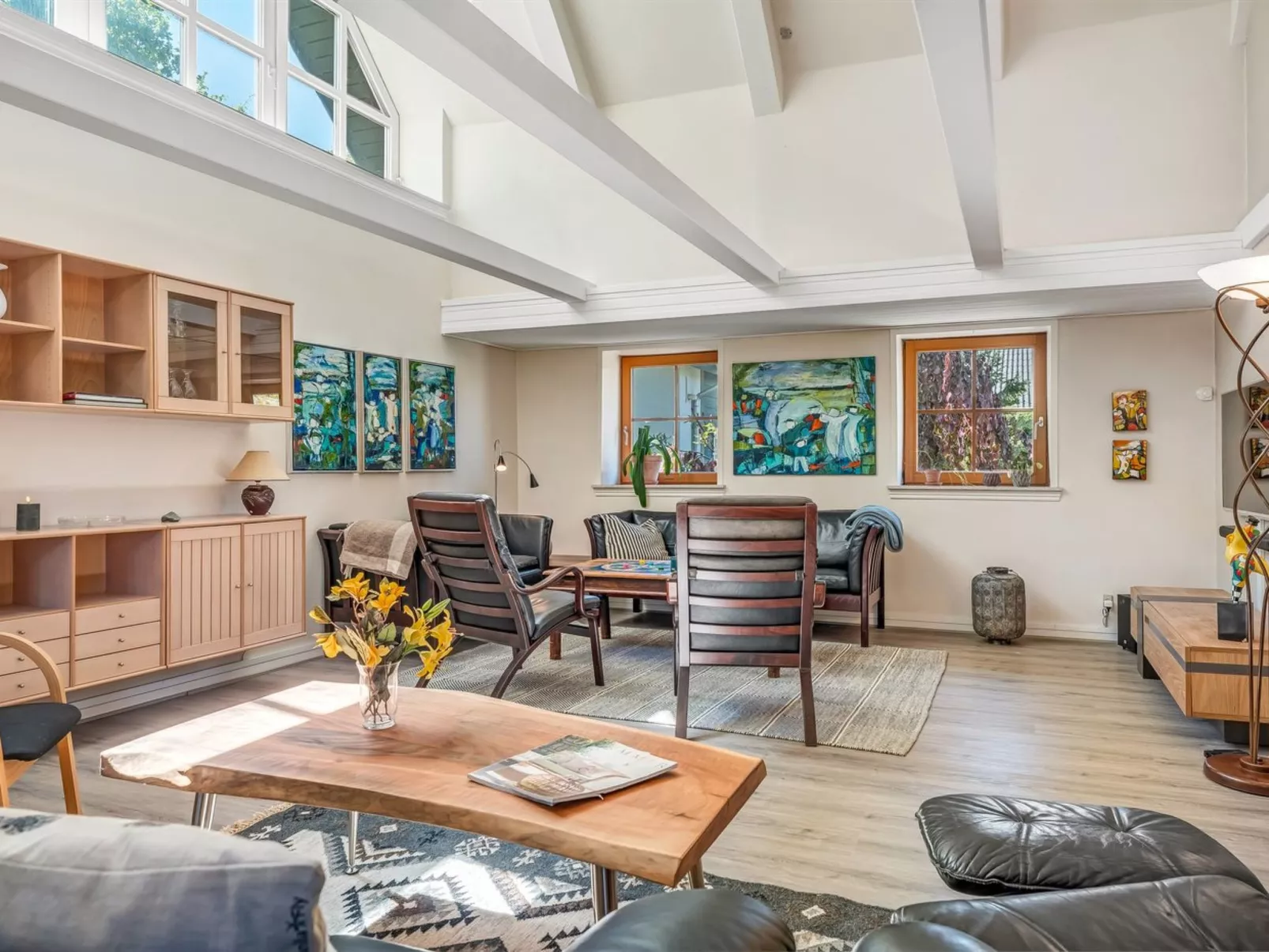 "Elia" - 5km to the fjord-Binnen