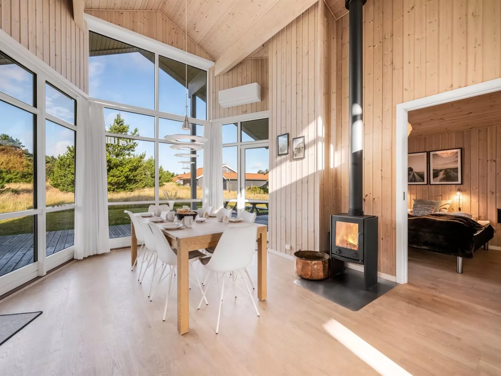 "Kanerva" -  from the sea-Binnen