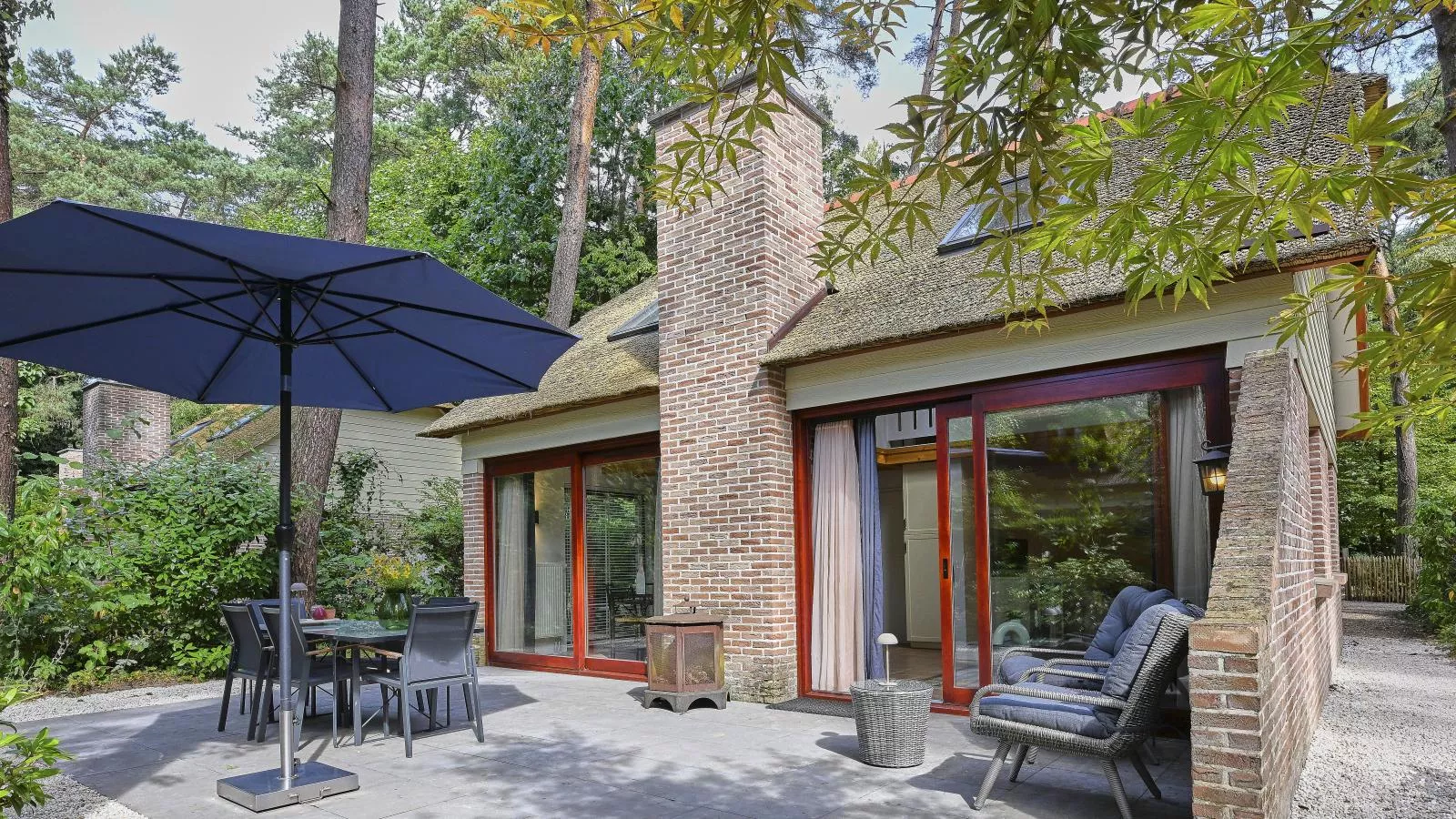 Hoeve Sonnevijver-Tuinen zomer