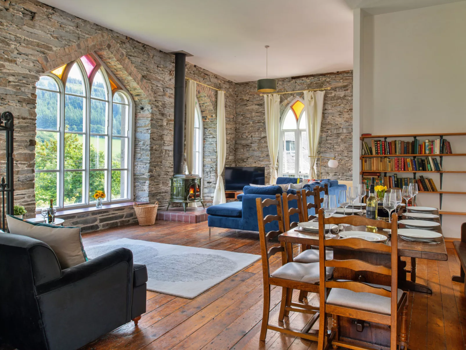 The Old Wesleyan Chapel-Binnen