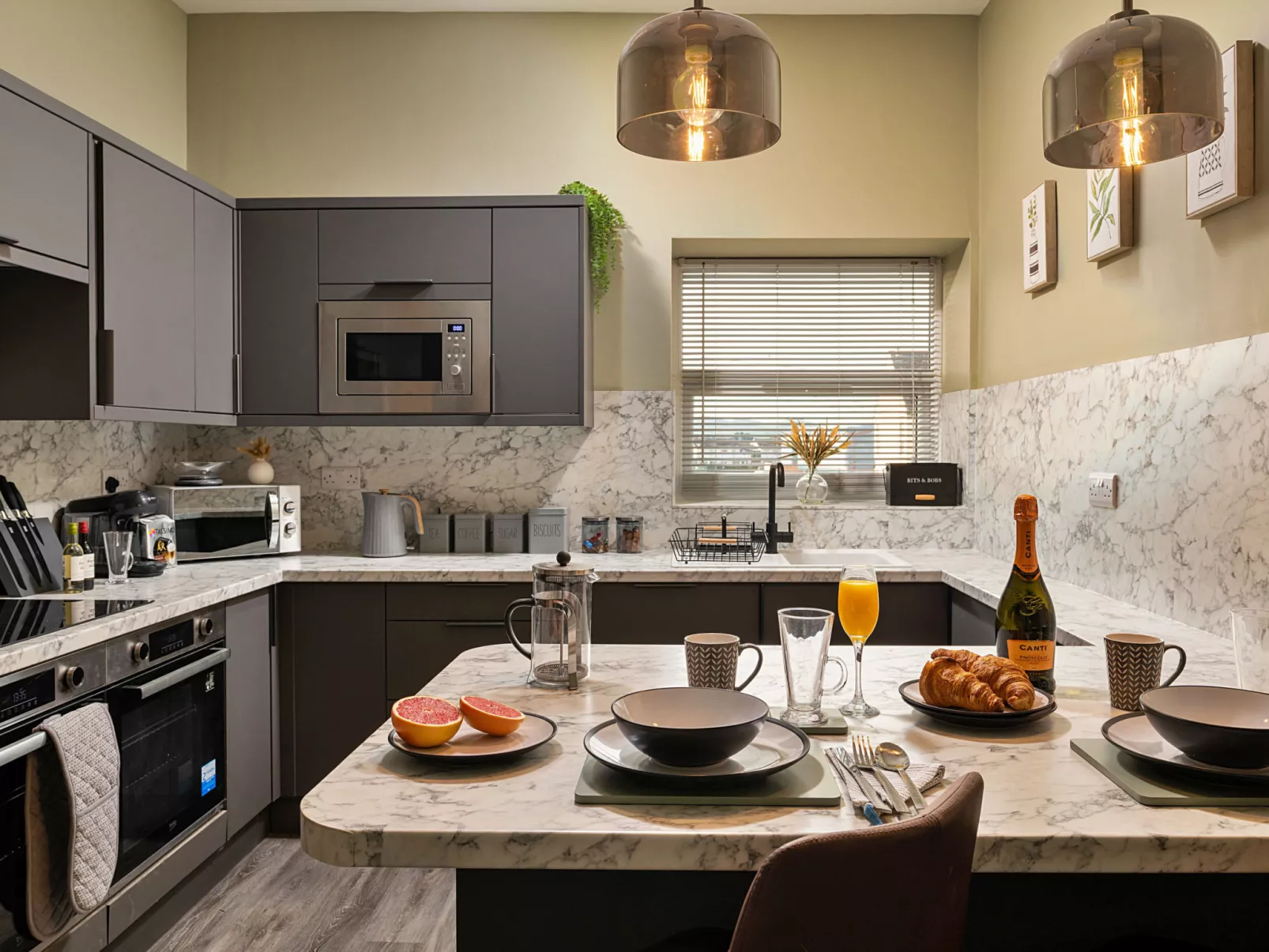 Peace Retreats Penthouse-Binnen