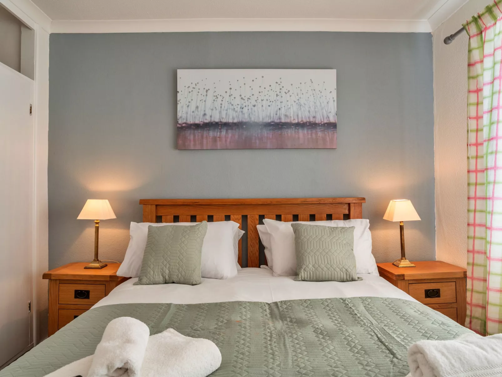 No. 5 Harlequin-Binnen