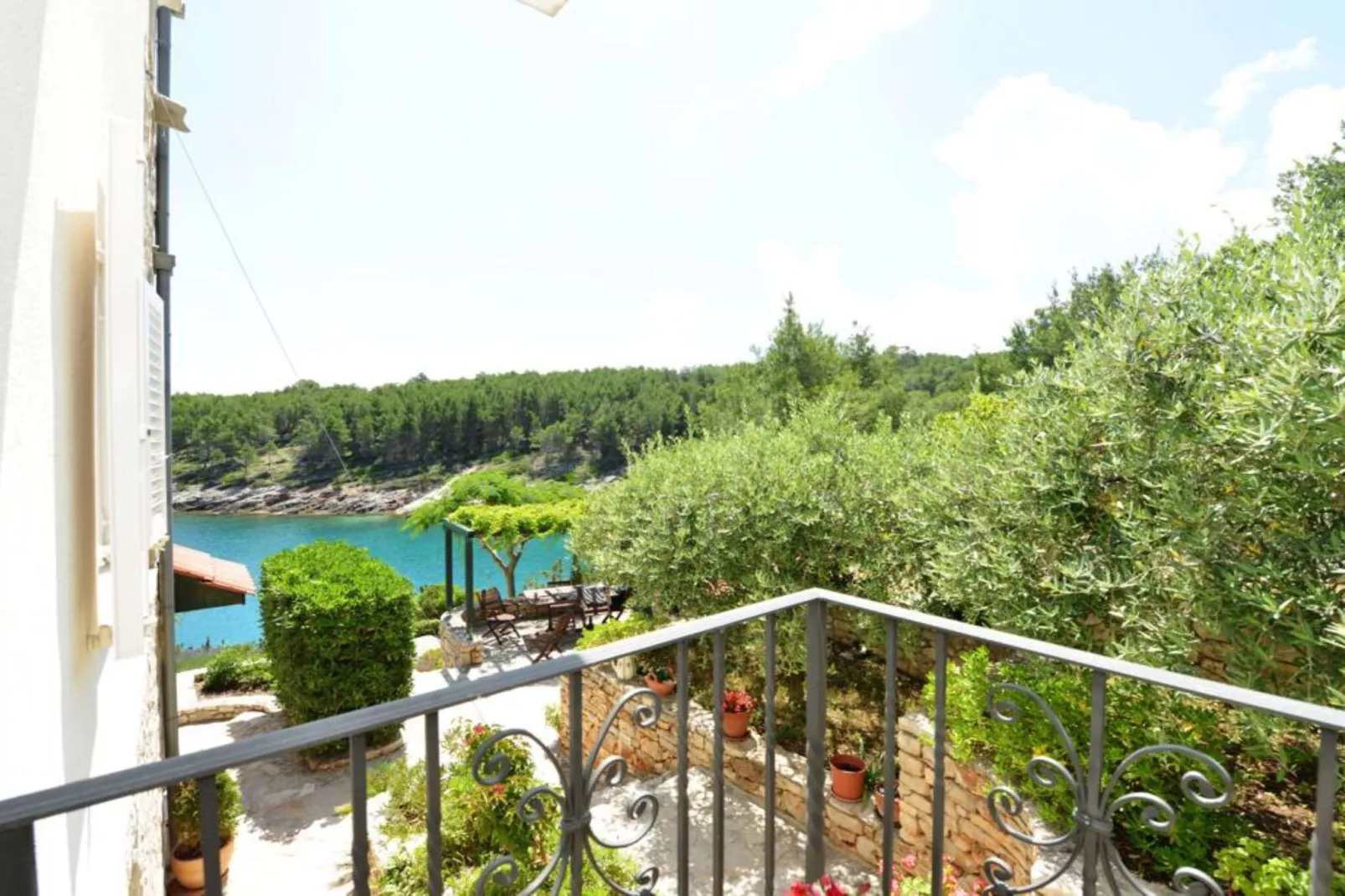 Two-Bedroom Apartment (Maslina)-Terras