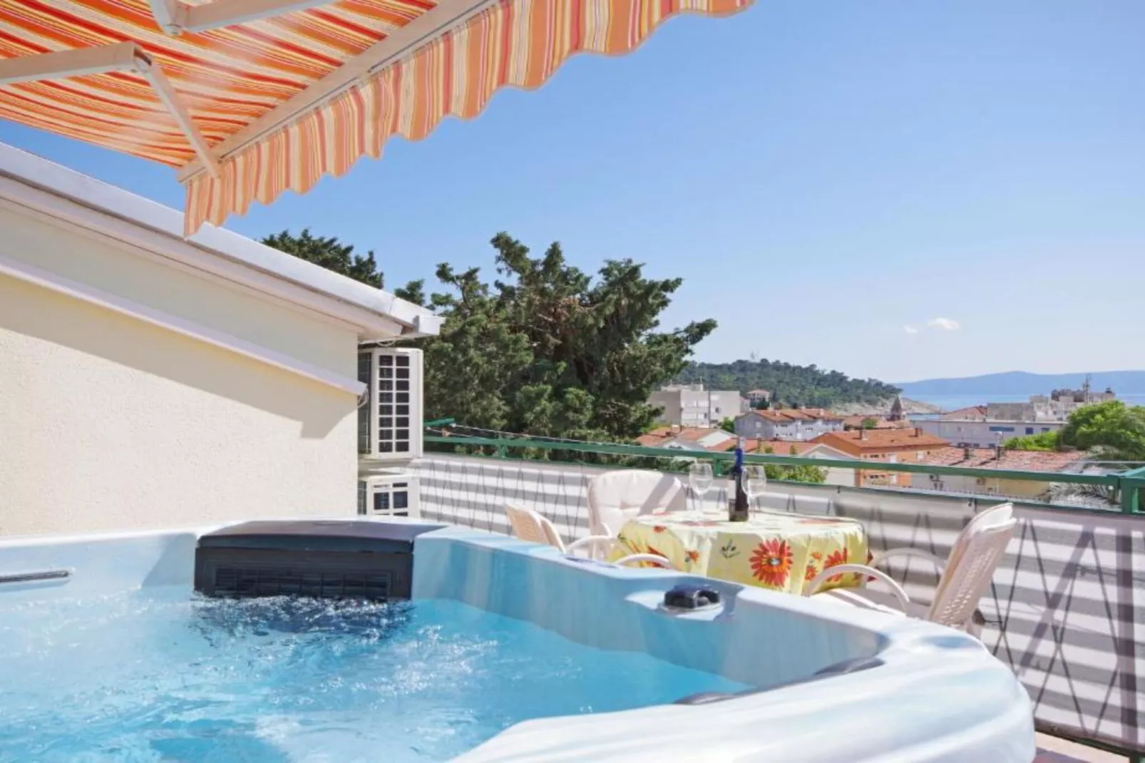 Apartments Ribarević - Three Bedroom Apartment With Terrace and Sea View-Zwembad