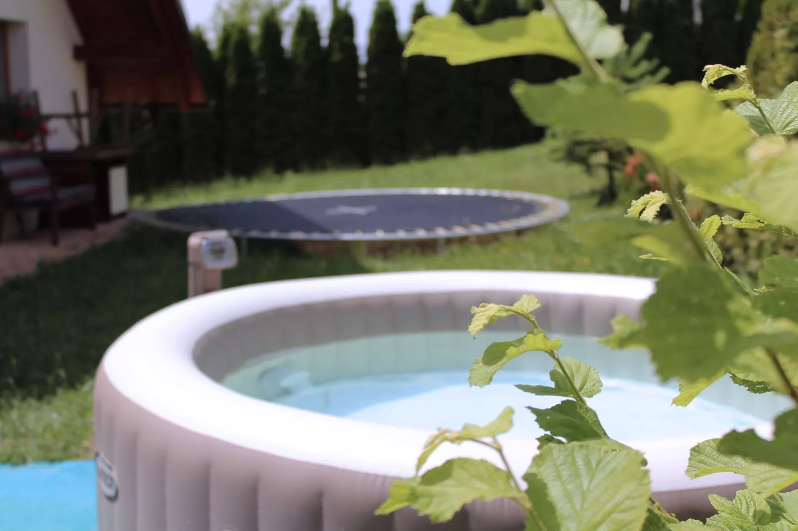 Rustic Refuge Glamping with Hot-Tub and Sauna - Two Bedroom Apartment with Terrace-Spa