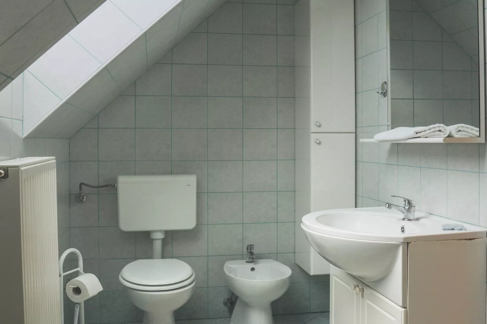 Comfortable Apartment with Mountain View - One Bedroom Apartment-Badkamer