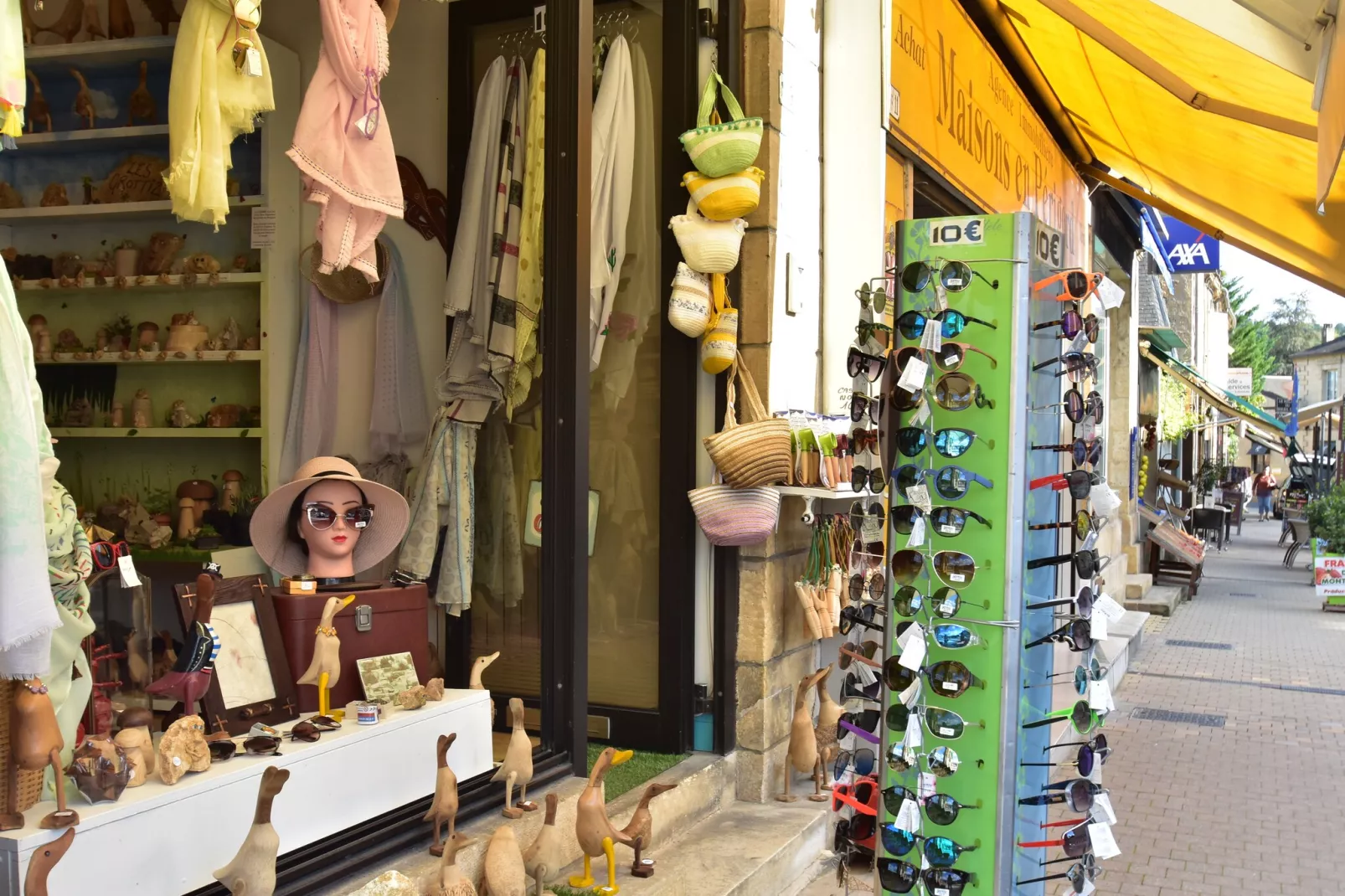 Maison de vacances Besse Les Vitarelles 6p-Gebieden zomer 20km