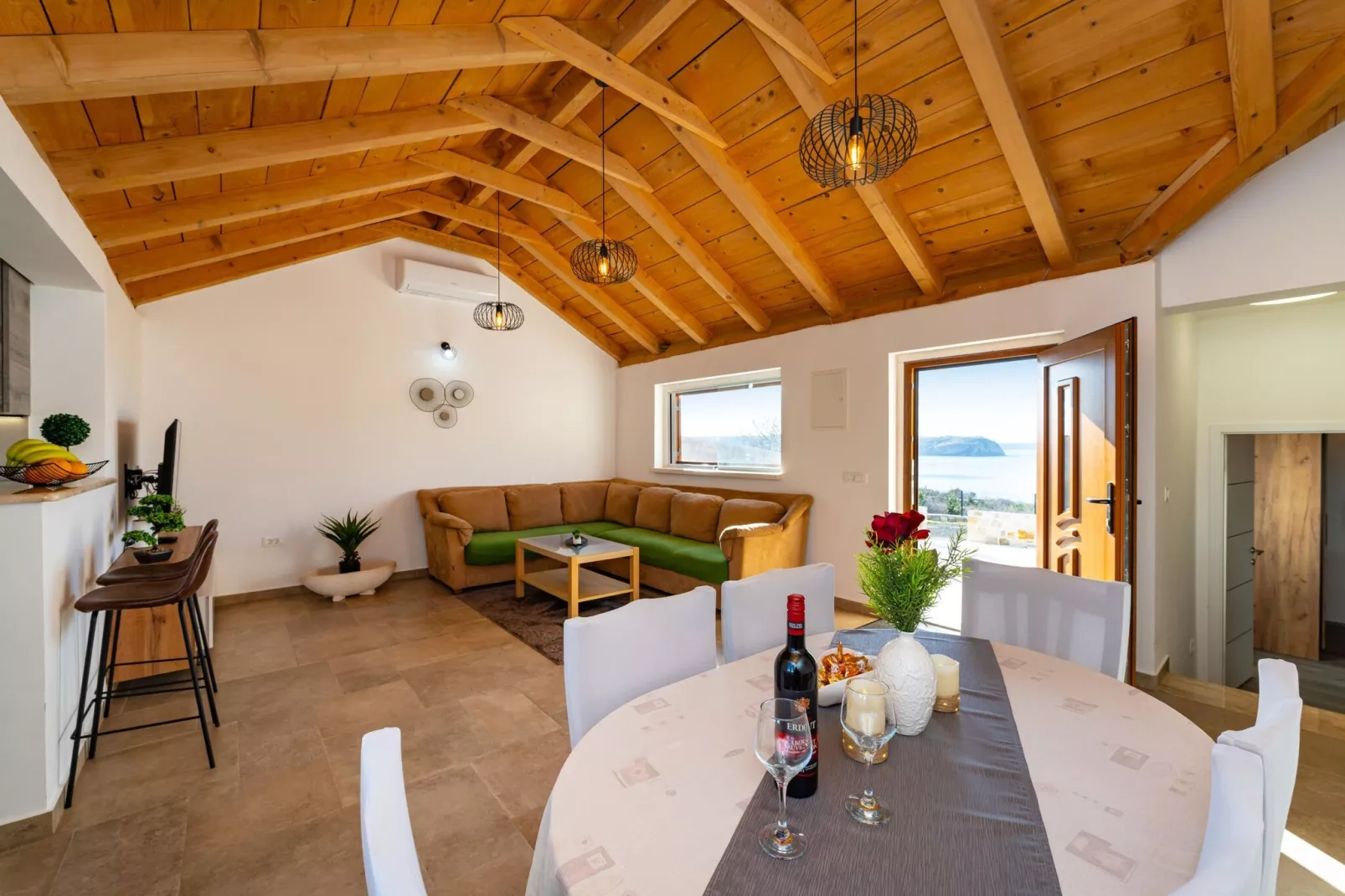 Holiday home Fortica-Eetkamer