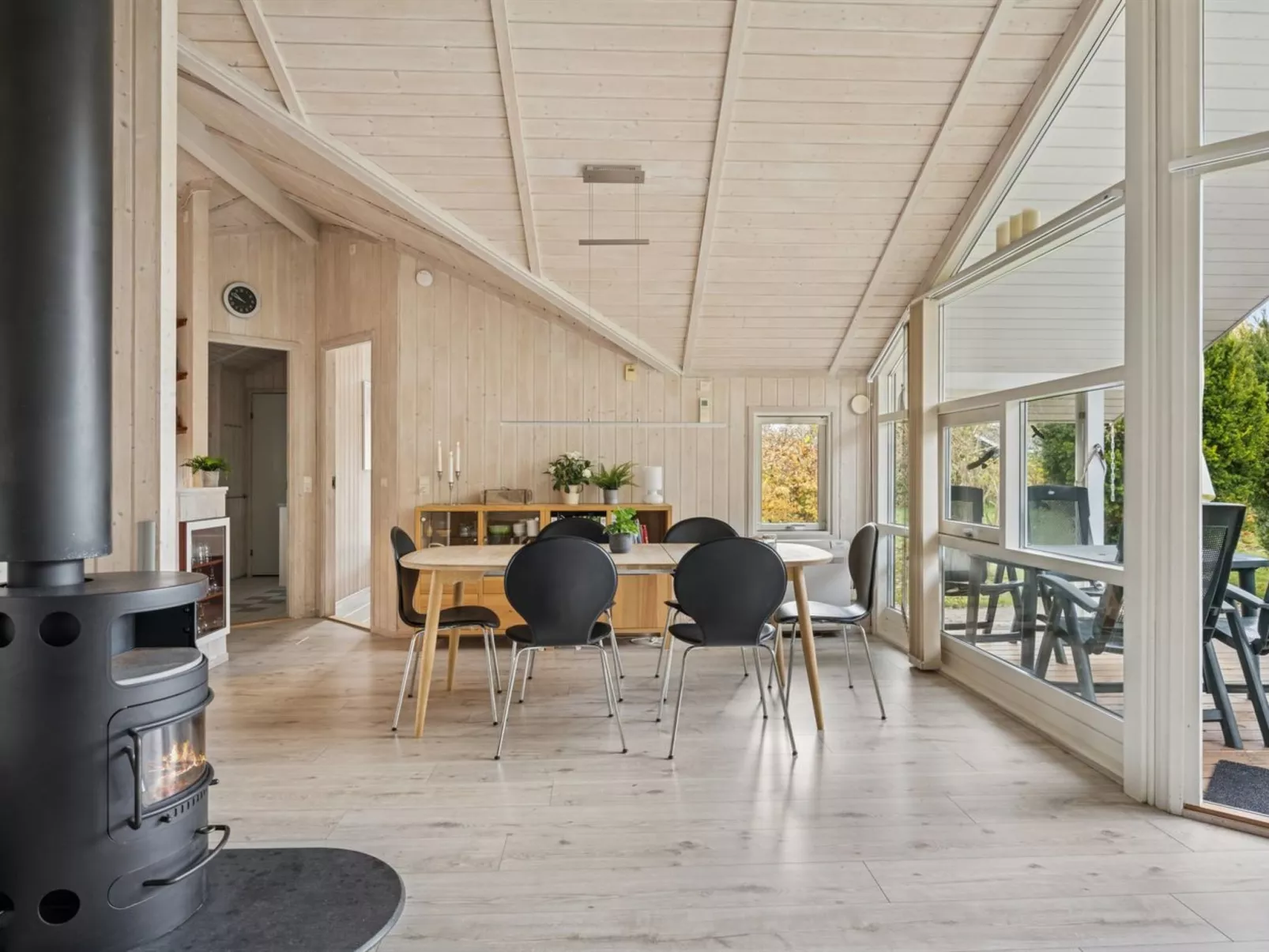 "Gyda" - 840m from the sea-Binnen