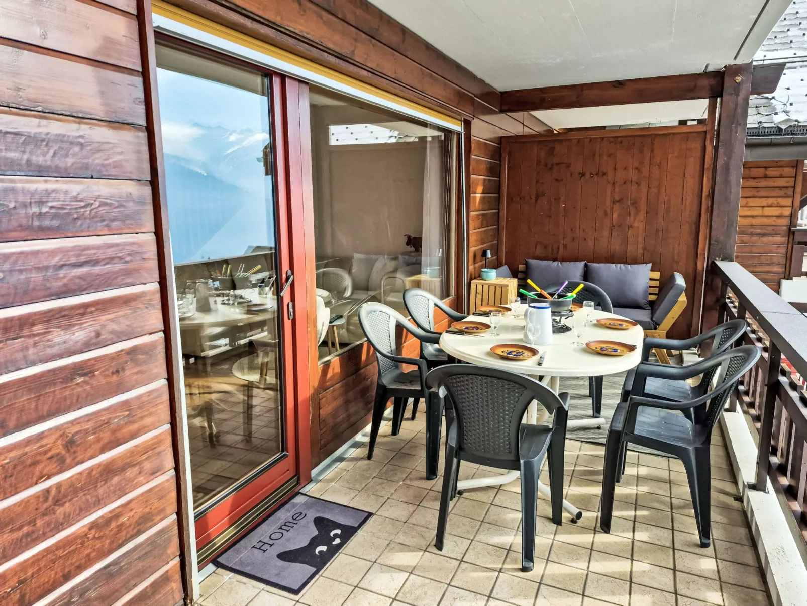 Les Thermalies 202-Binnen