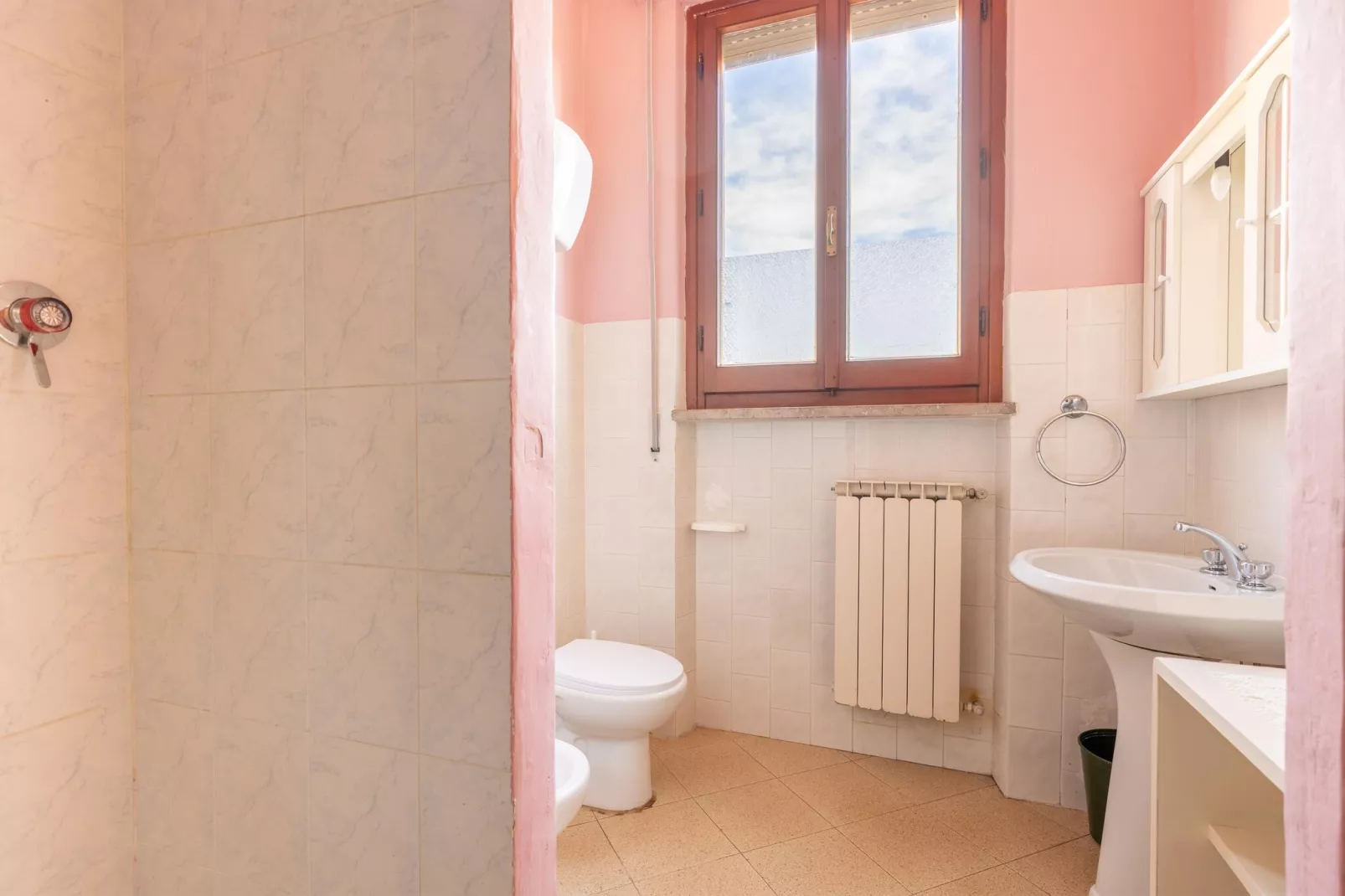 Casa Tommaso - Quadri P T - 8 pax-Badkamer