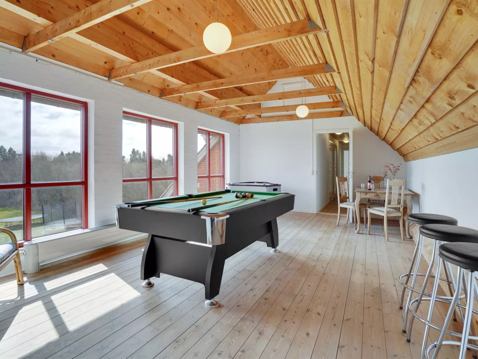 "Markhild" - 300m to the fjord-Binnen