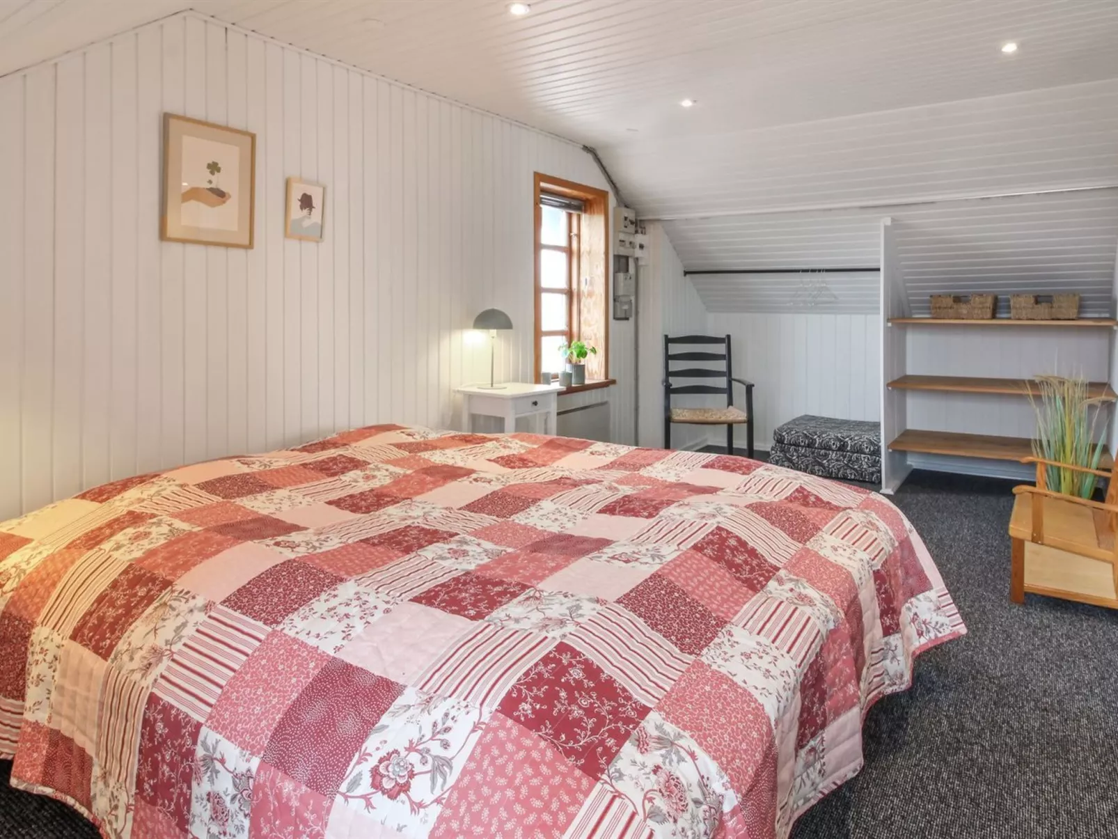 "Karla" - 100m from the sea-Binnen