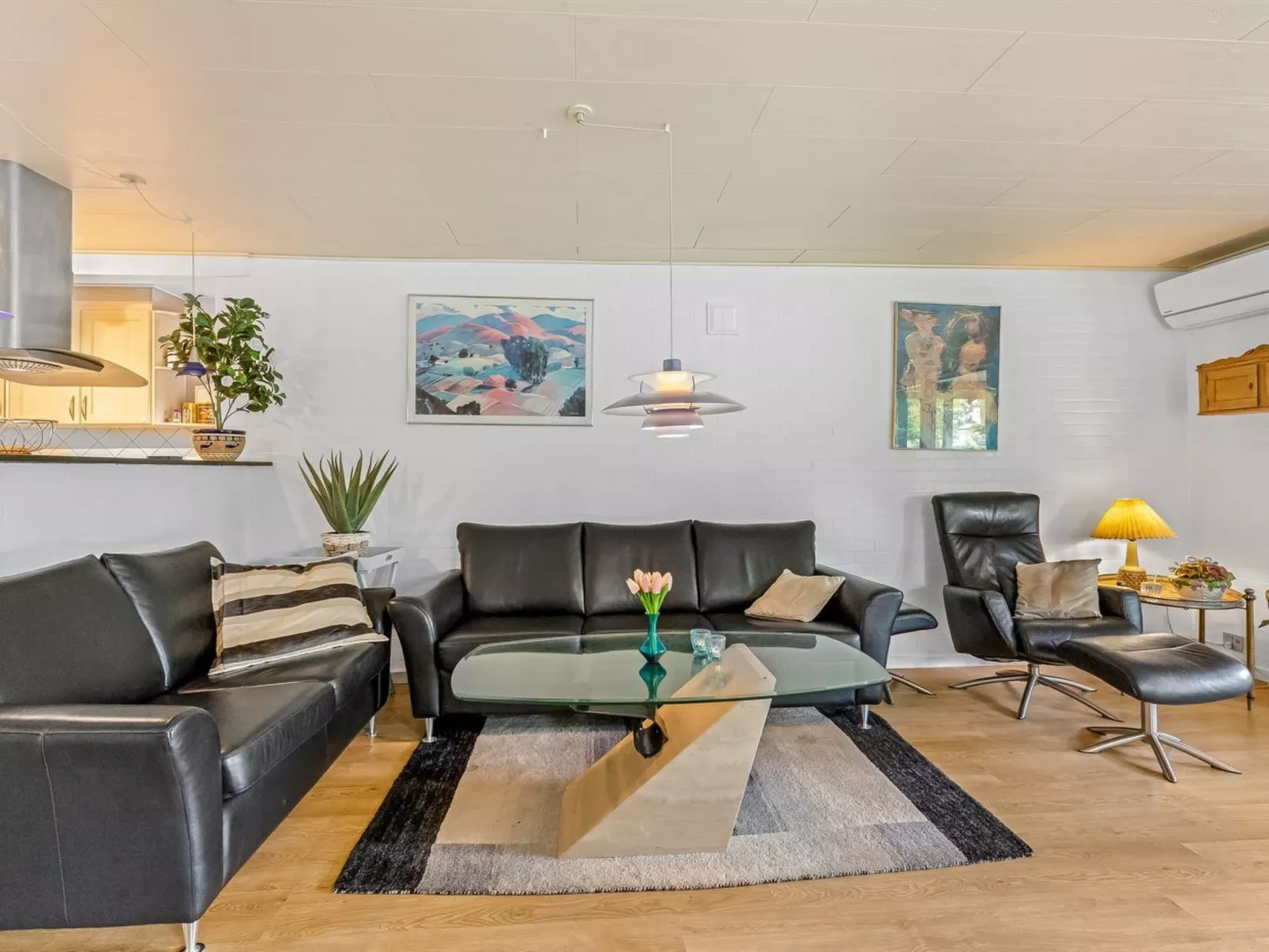 "Hanka" - 500m from the sea-Binnen