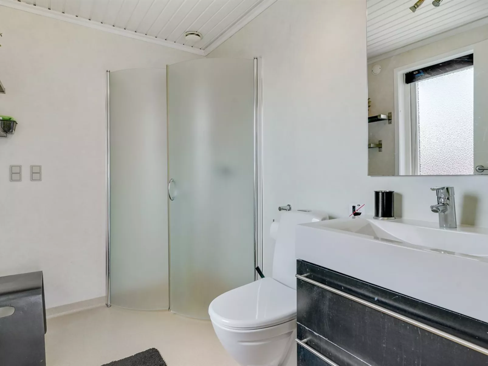 "Anastacia" - 75m from the sea-Binnen