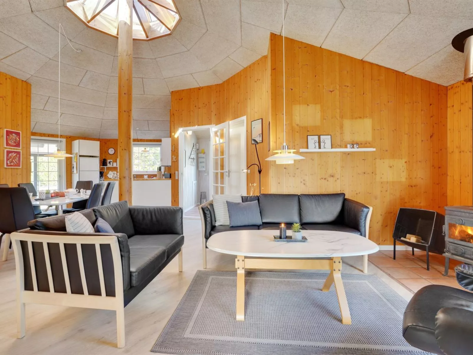 "Mariette" - 3.1km from the sea-Binnen