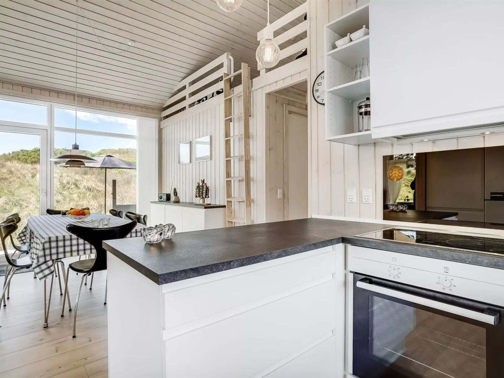 "Ejnarine" - 300m from the sea-Binnen