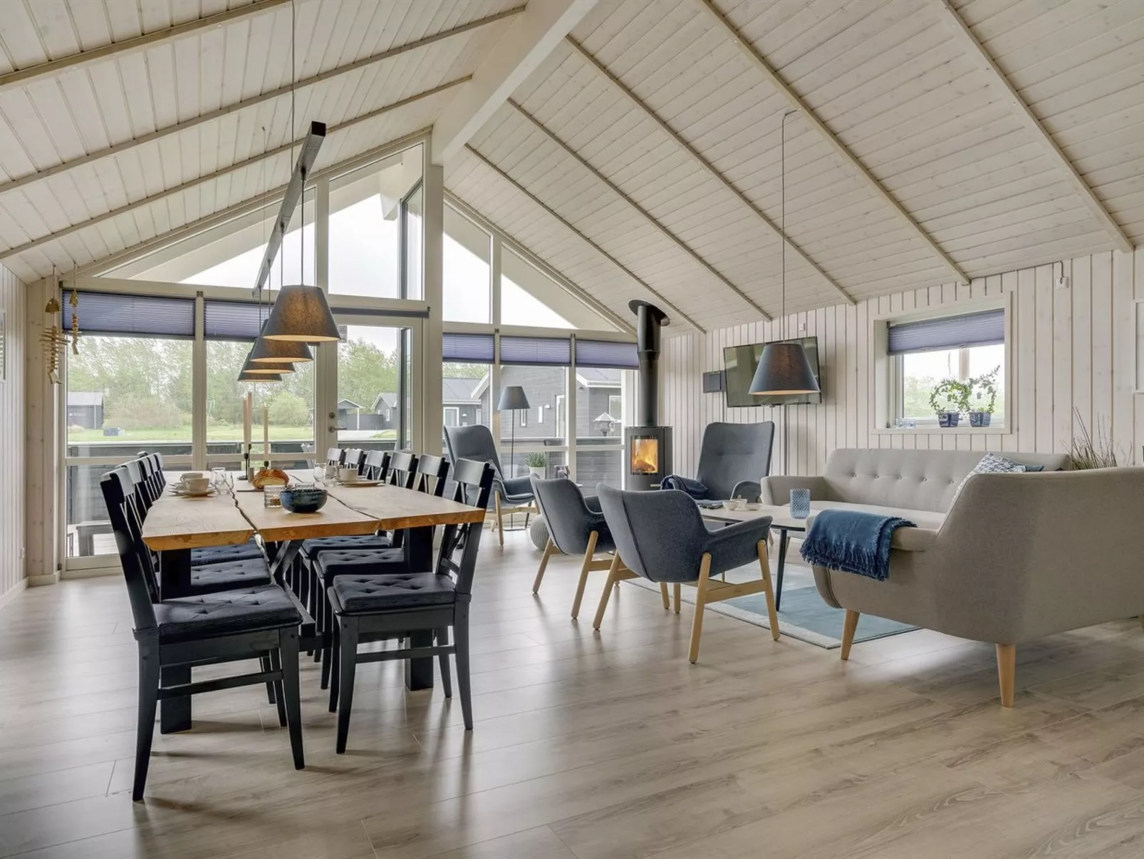 "Ina" - 1.2km from the sea-Binnen