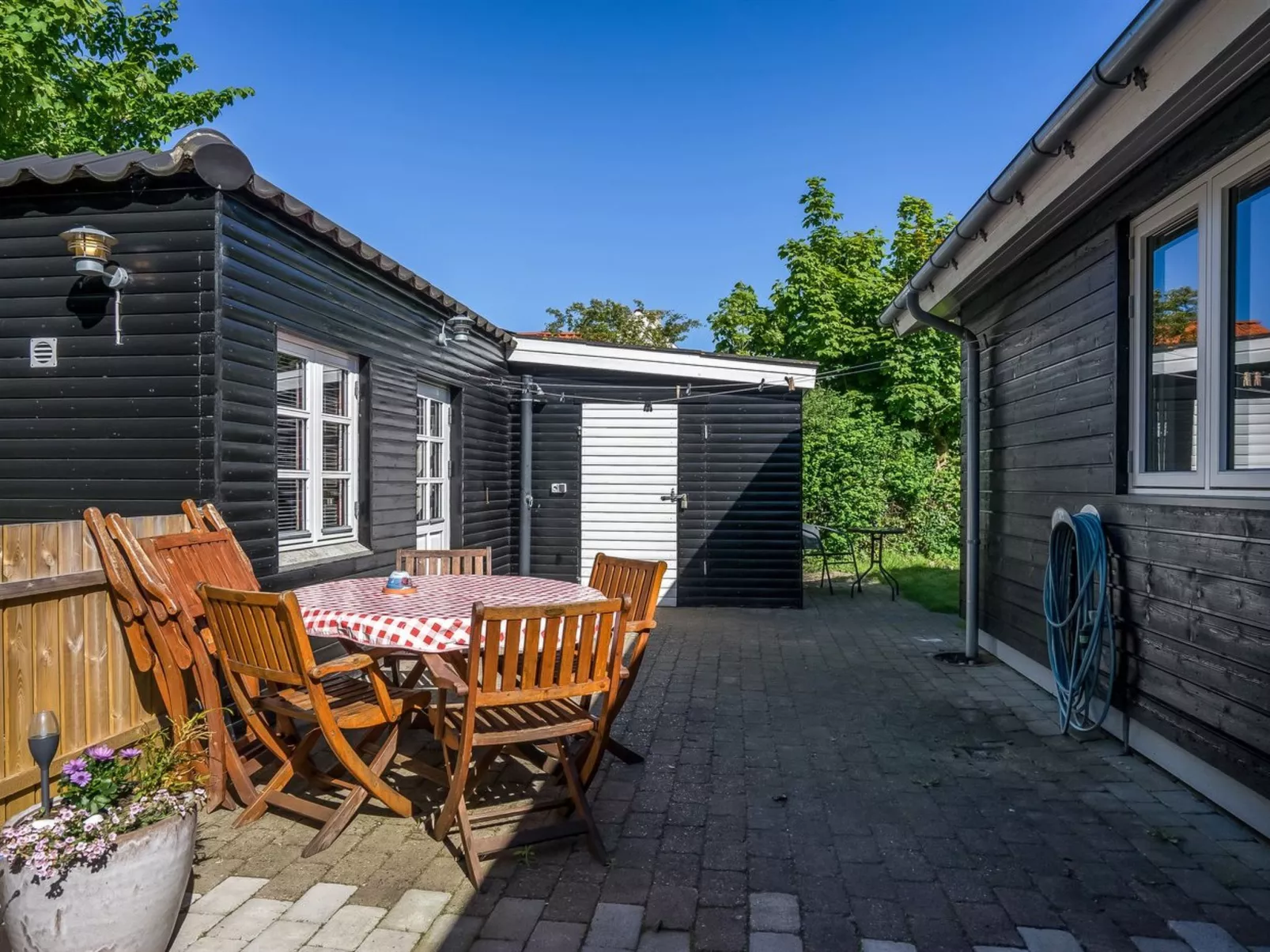 "Gunhil" - 200m from the sea-Buiten