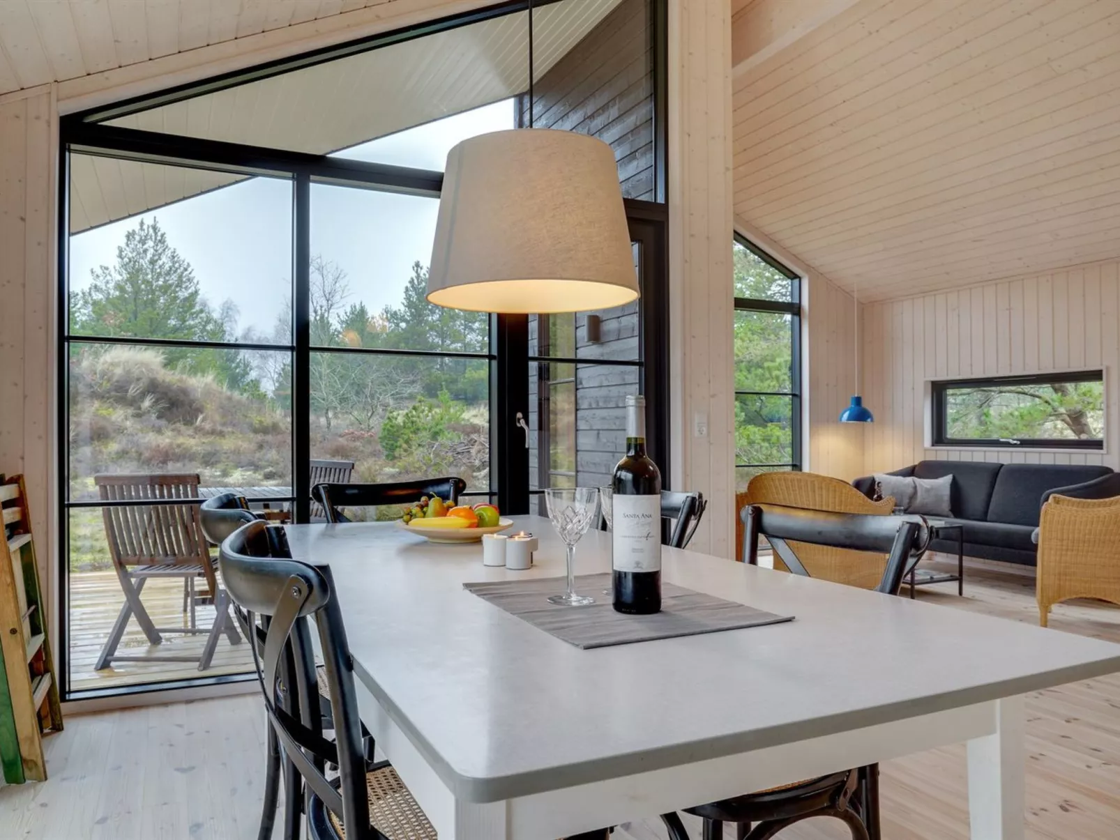 "Turkka" - 3.8km from the sea-Binnen