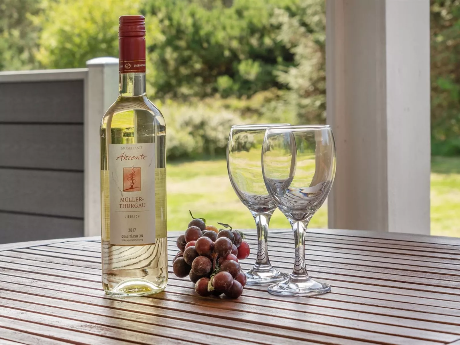 "Euphemia" - 900m from the sea-Buiten