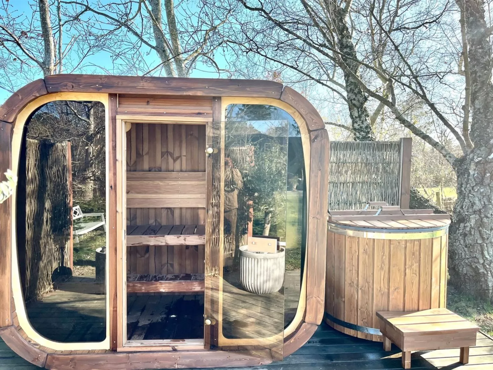 "Hævnir" - 1km from the sea-Binnen