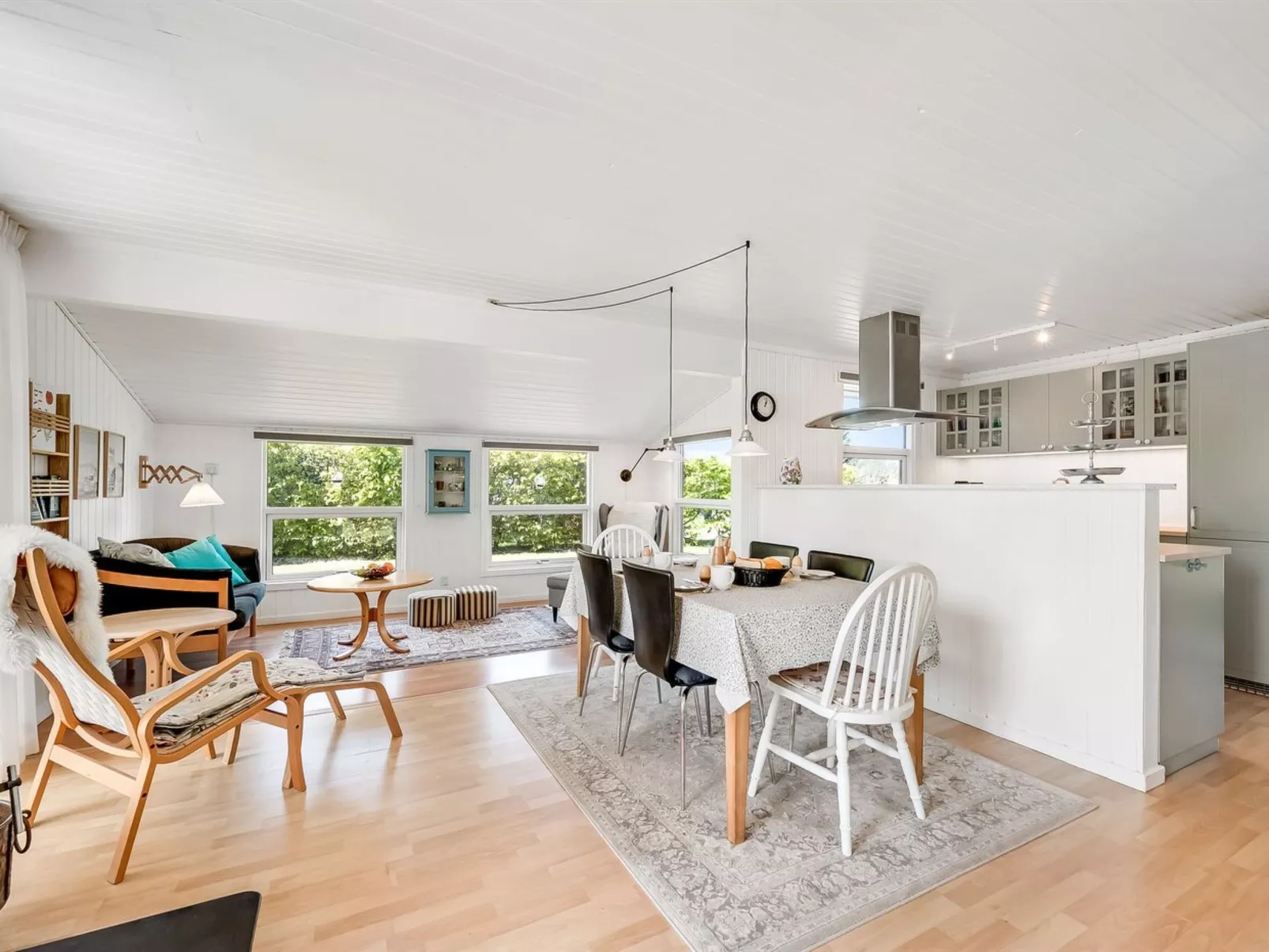 "Raisa" - 200m to the fjord-Binnen