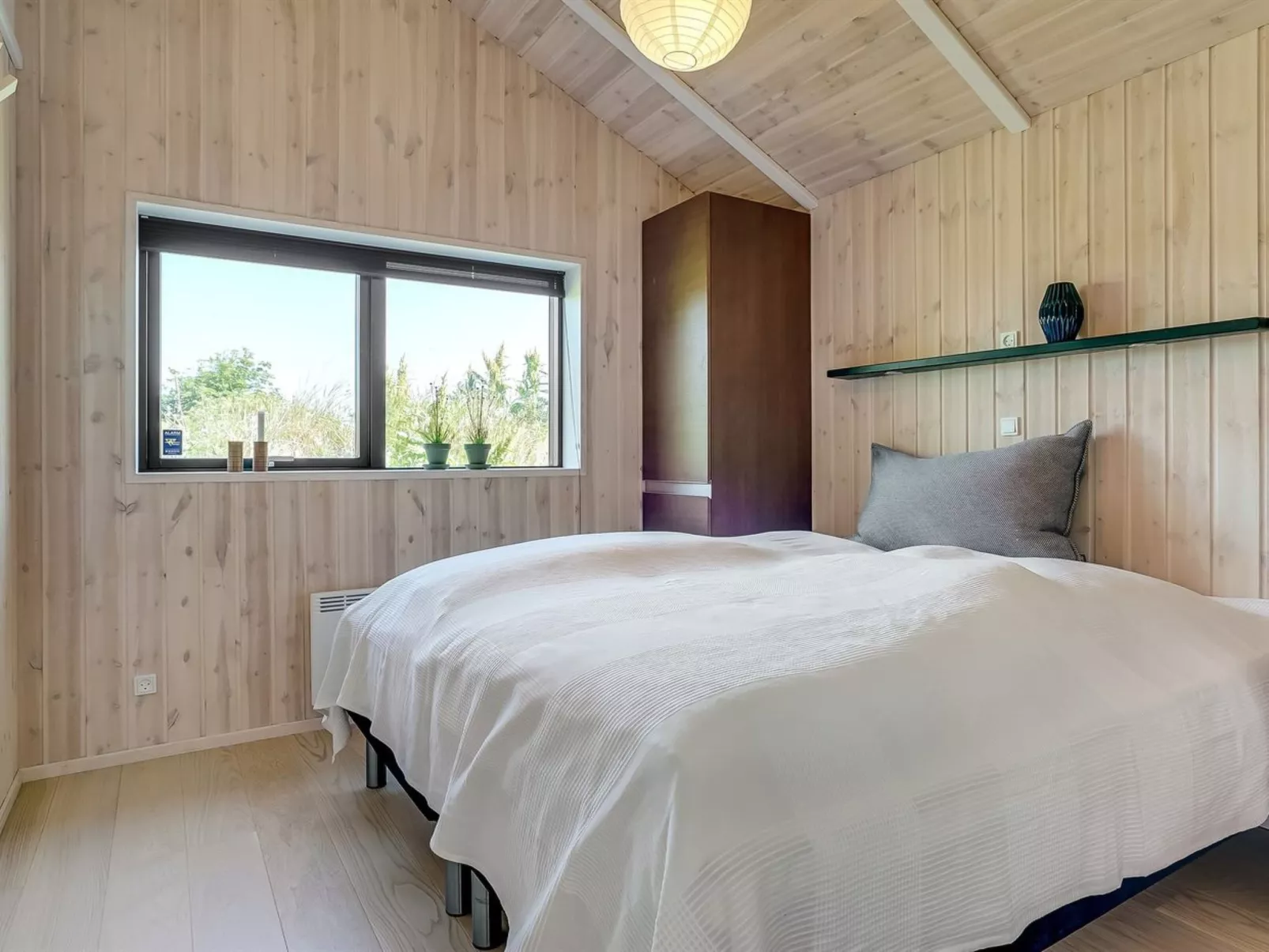 "Ilmarinen" - 561m from the sea-Binnen